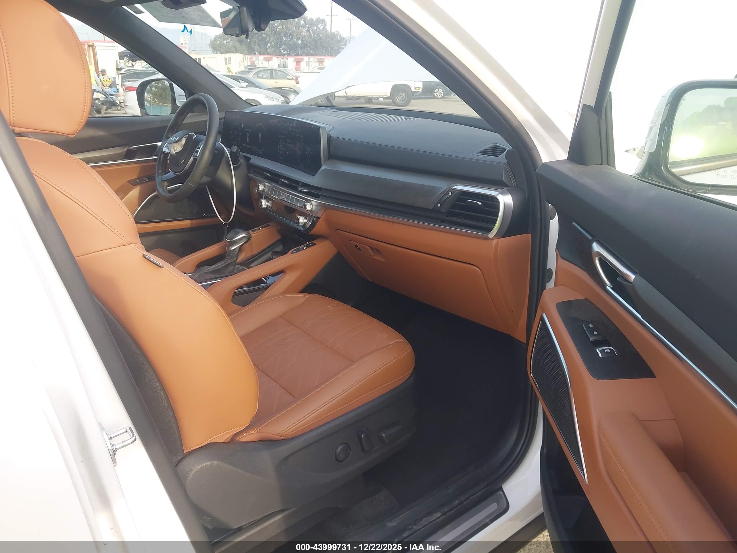 KIA TELLURIDE image 5
