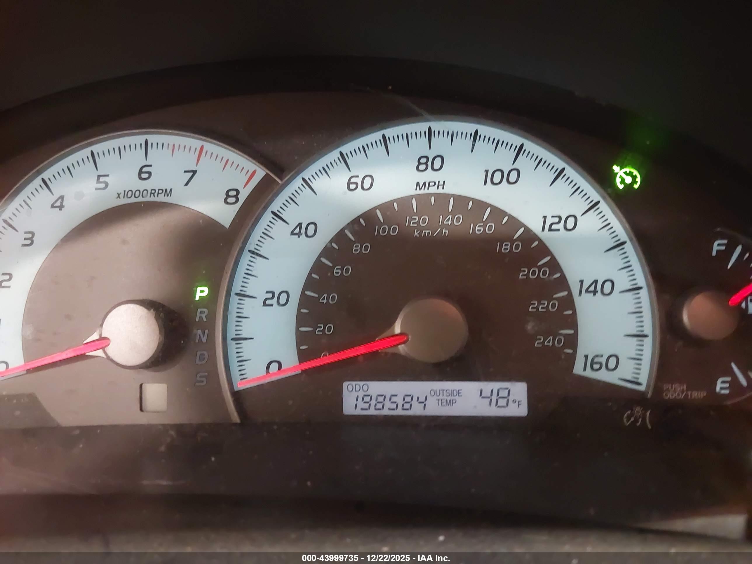 TOYOTA CAMRY image 7