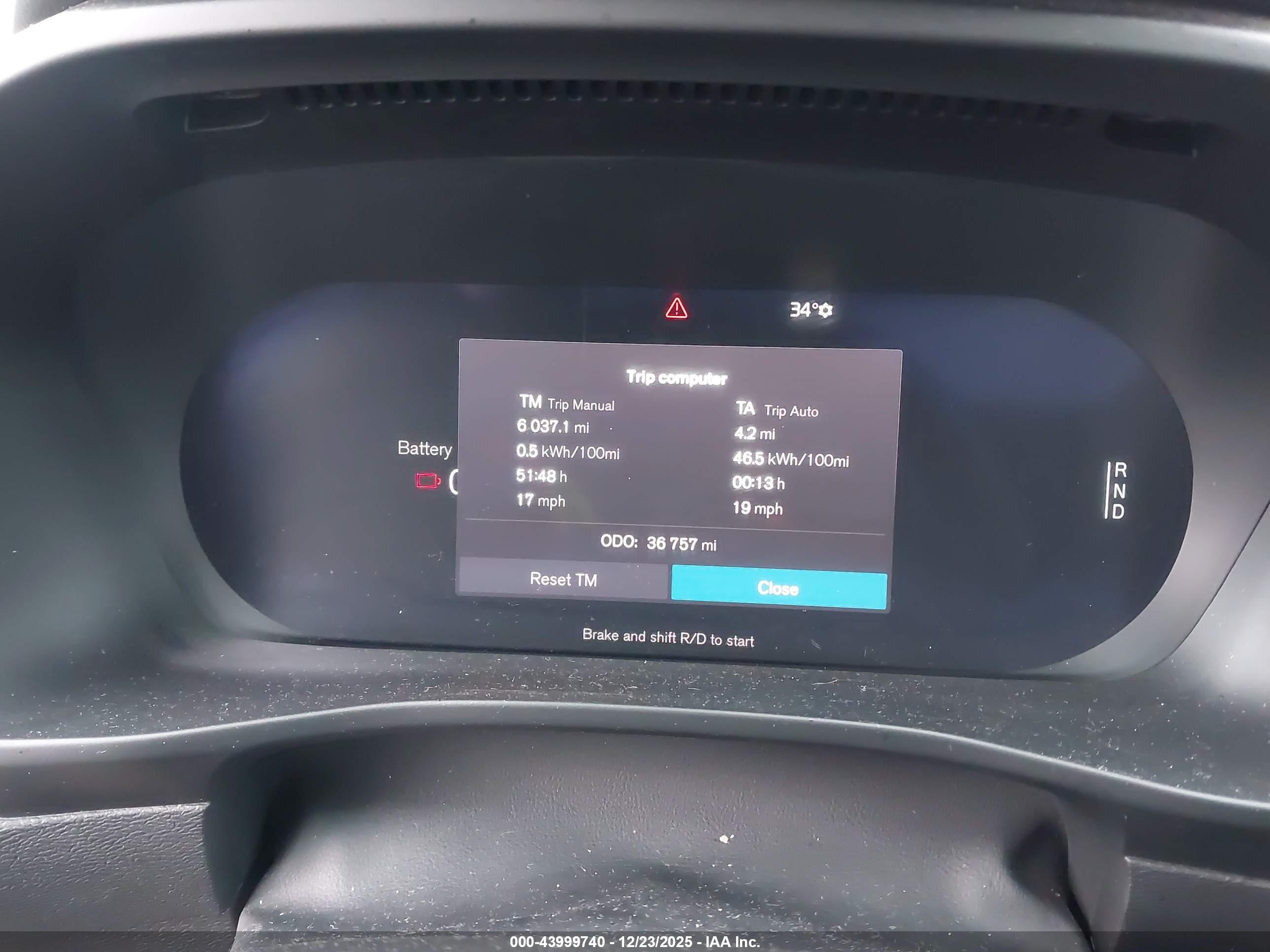 VOLVO XC40 image 7