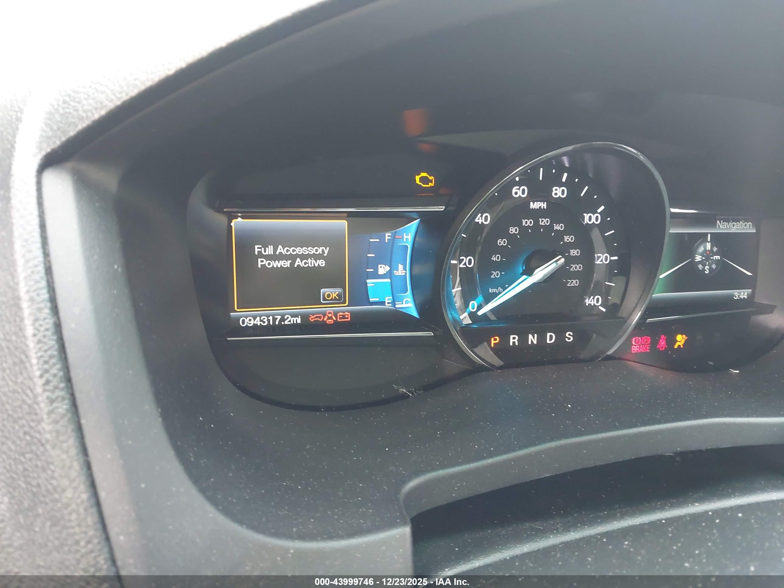 FORD EXPLORER image 7