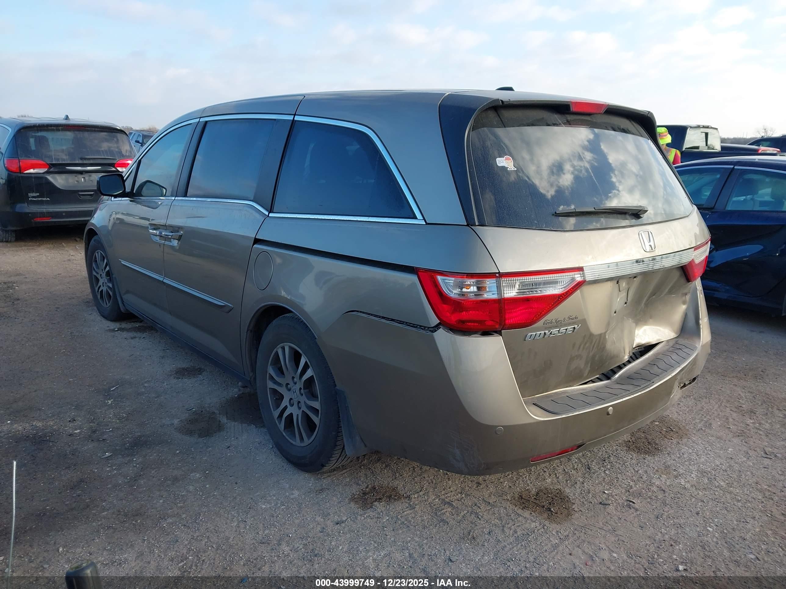 HONDA ODYSSEY image 3