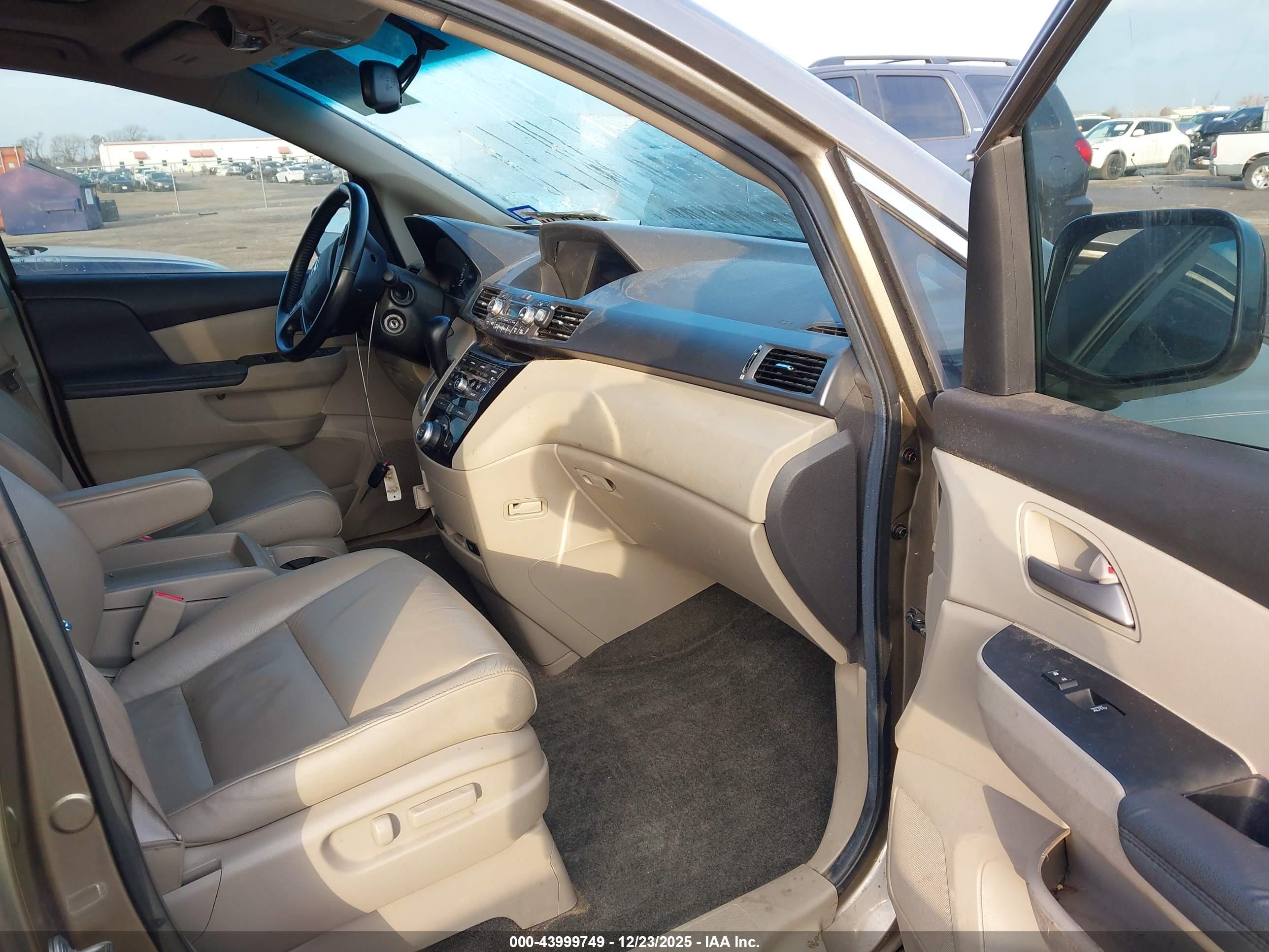 HONDA ODYSSEY image 5
