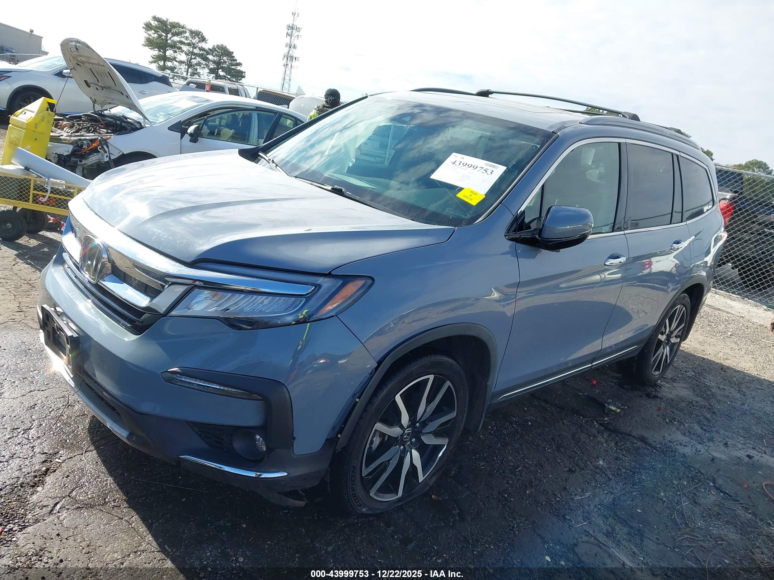 HONDA PILOT image 2