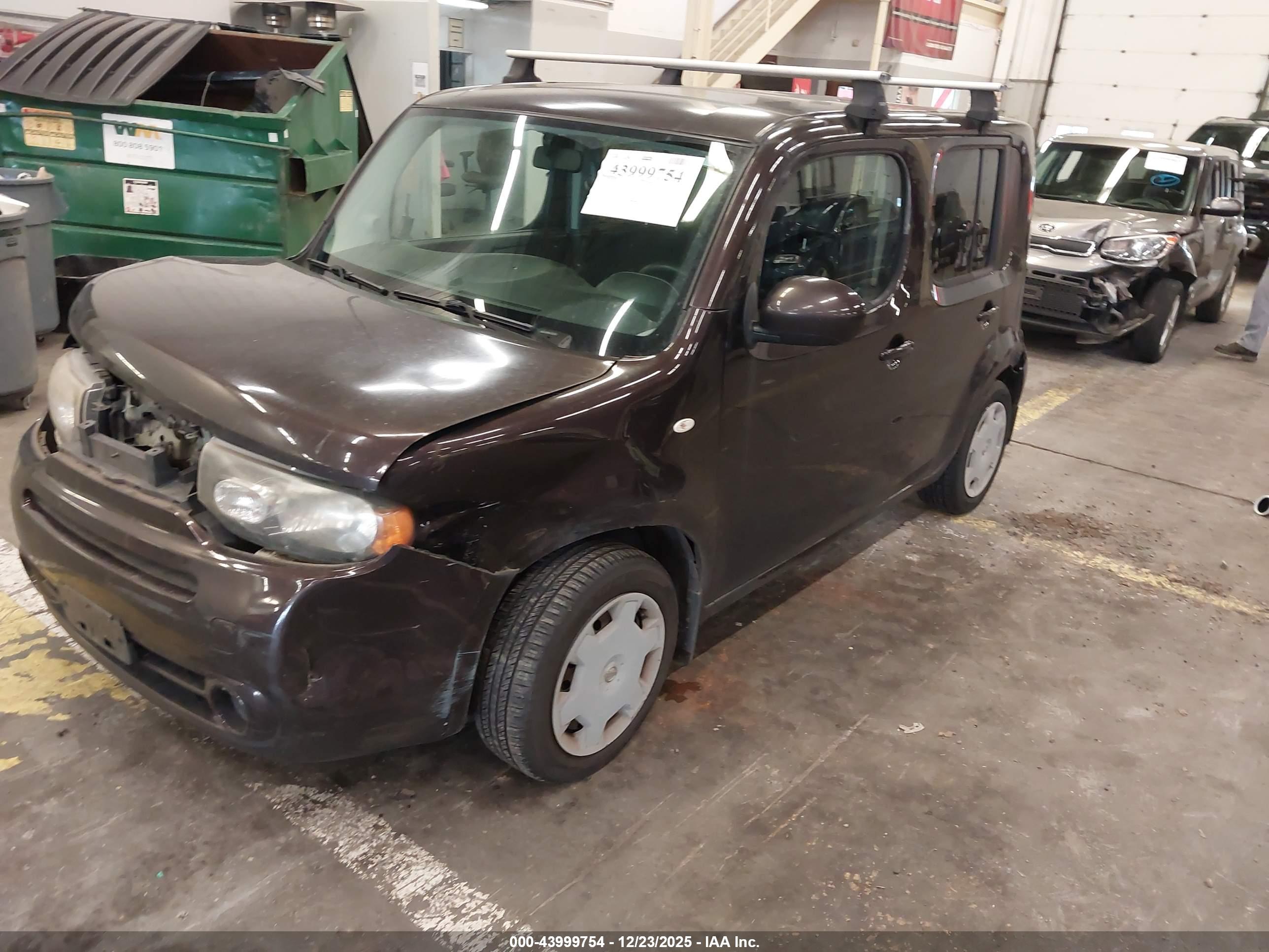 NISSAN CUBE image 2