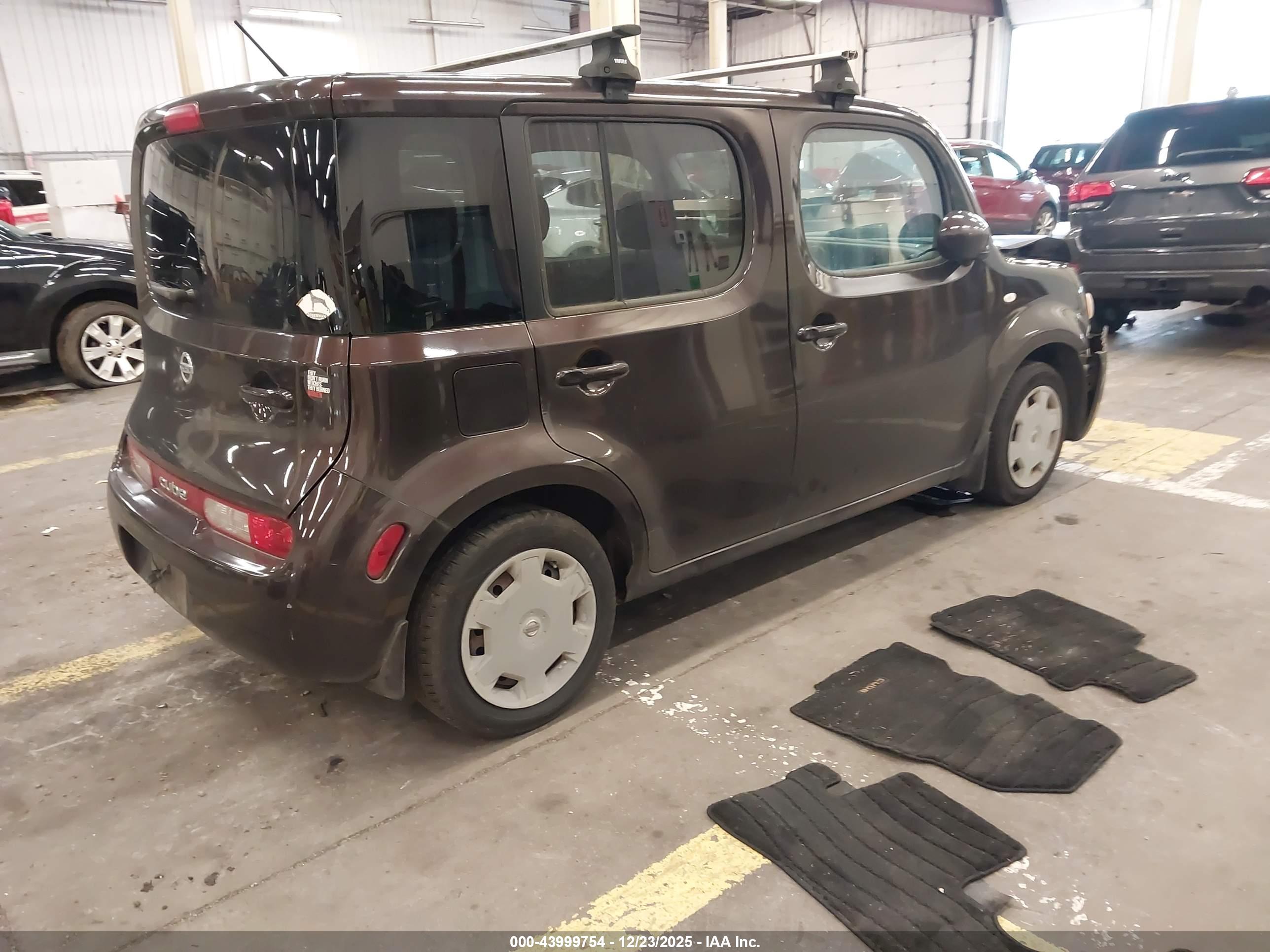 NISSAN CUBE image 4