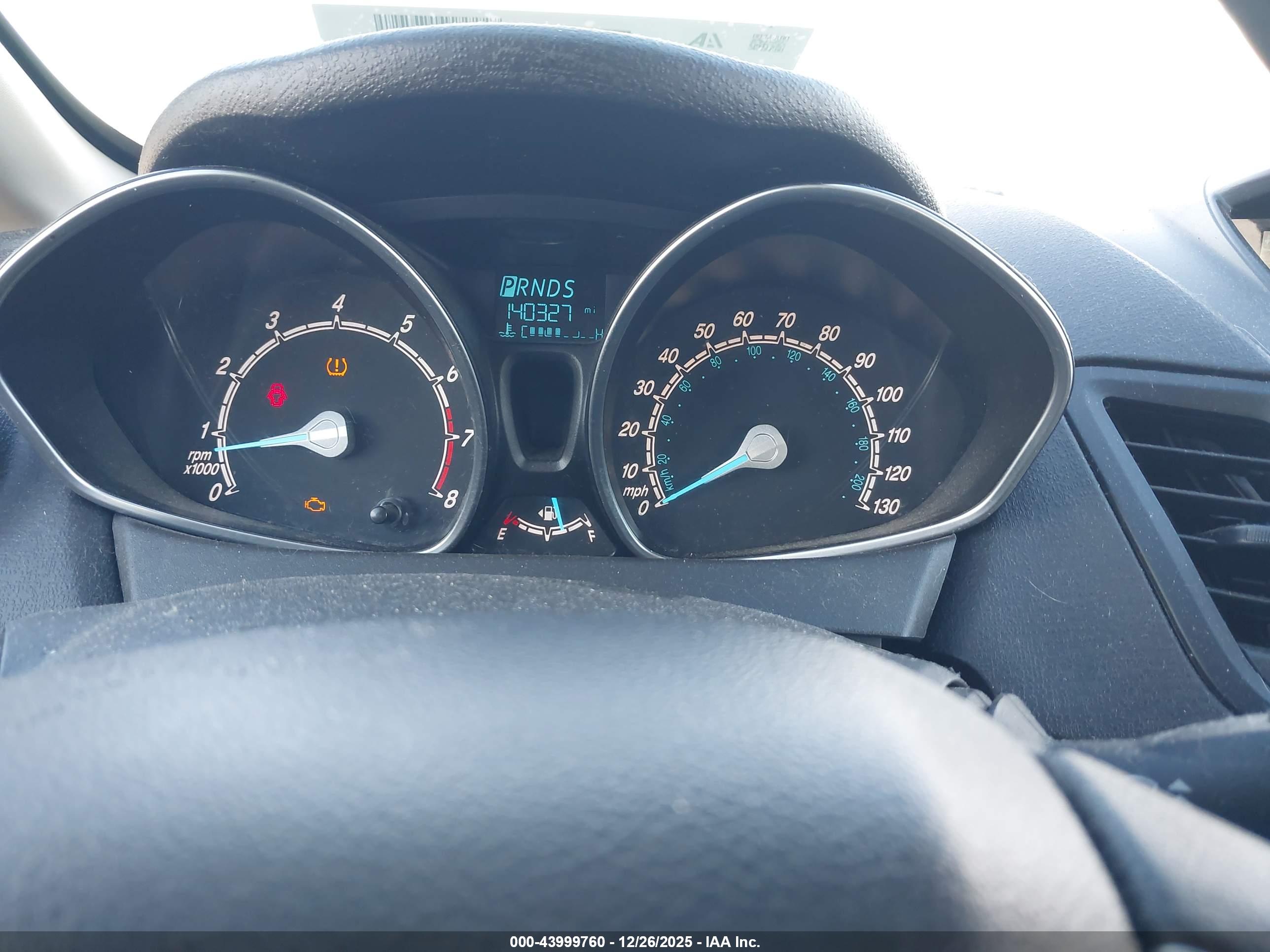 FORD FIESTA image 7