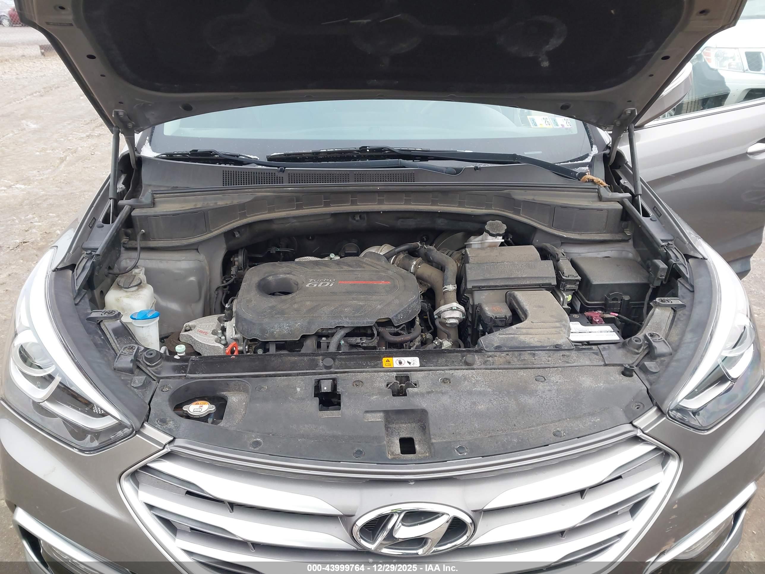 HYUNDAI SANTA image 10