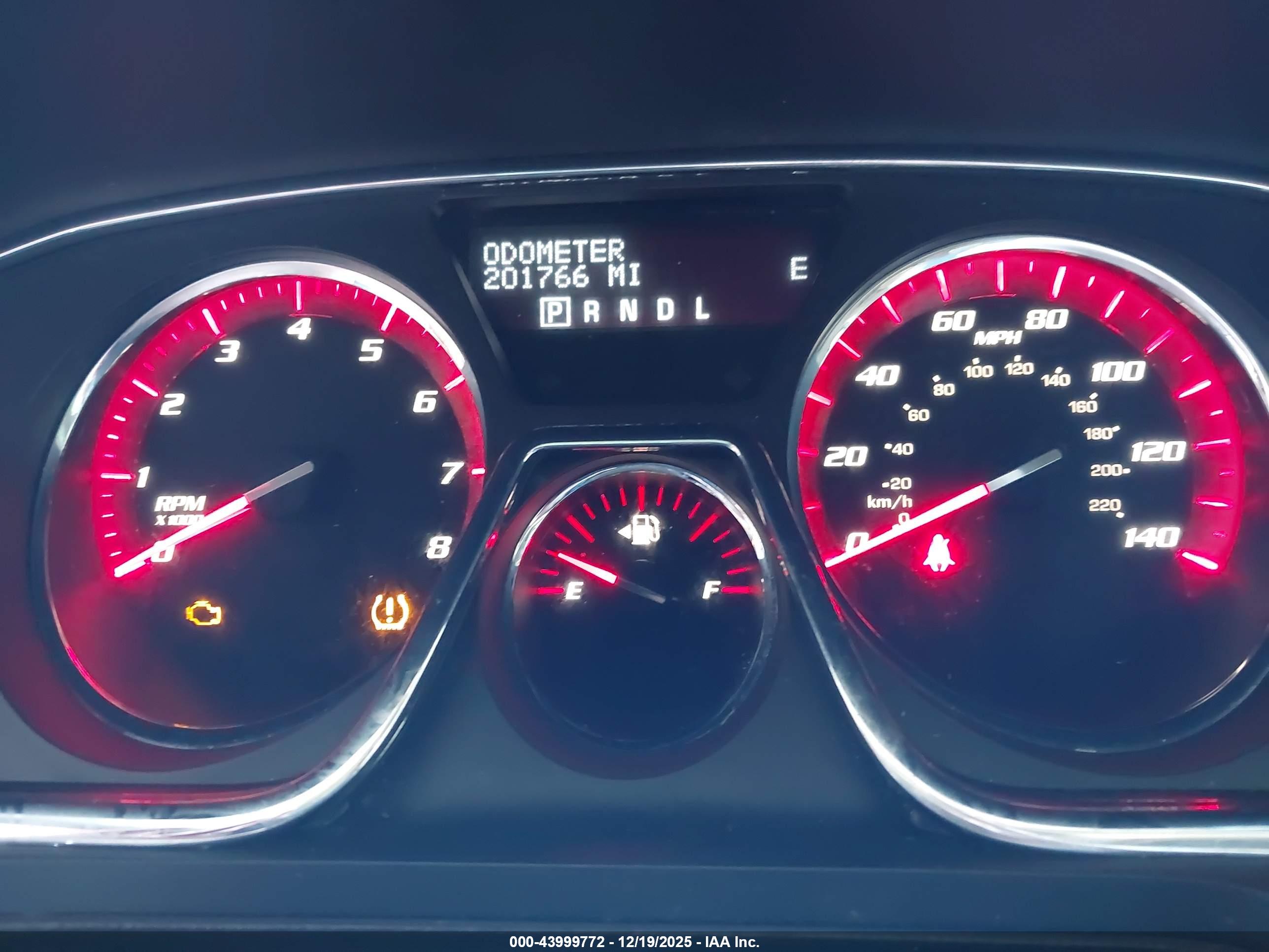 GMC ACADIA image 7