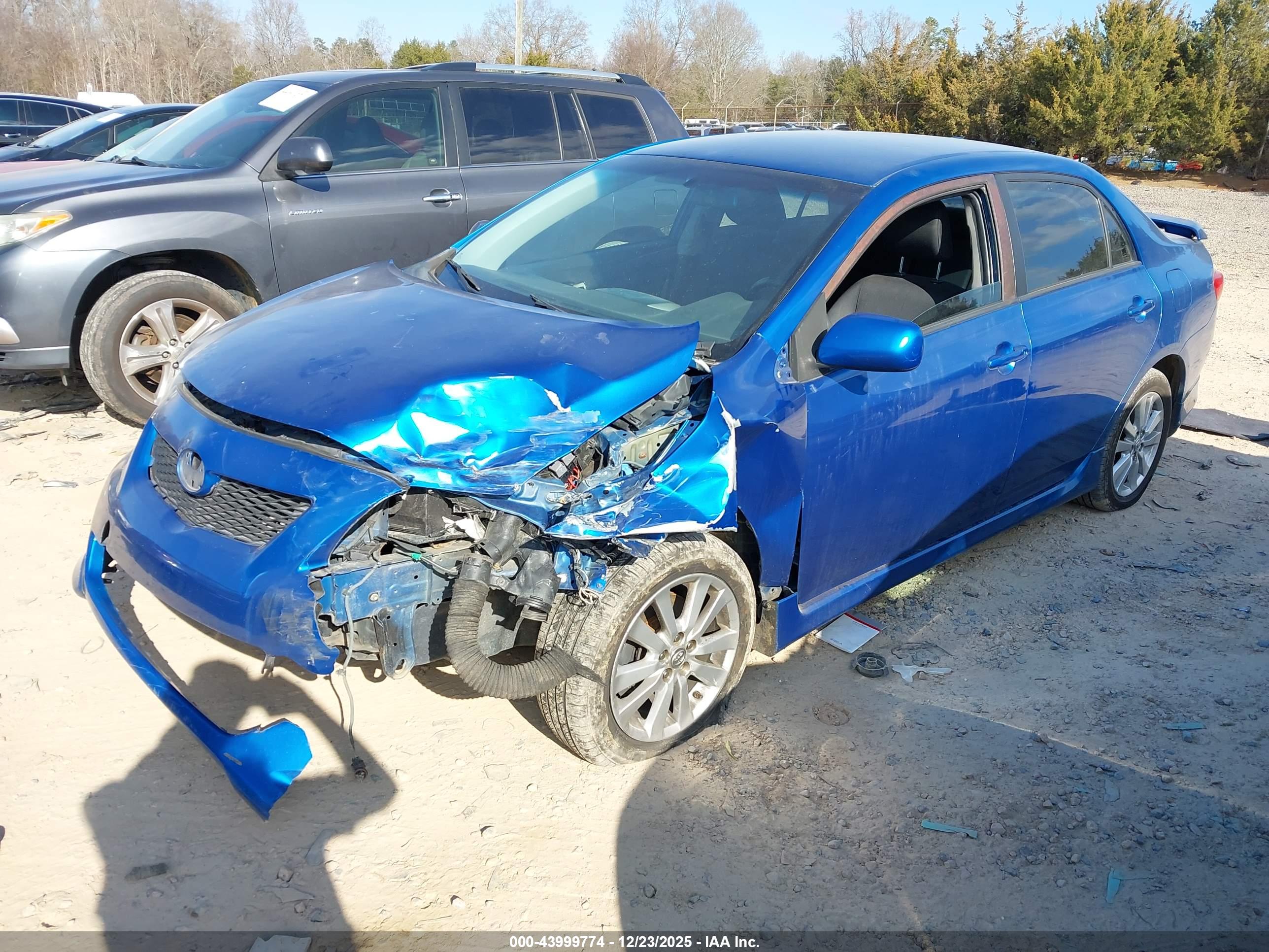 TOYOTA COROLLA image 2
