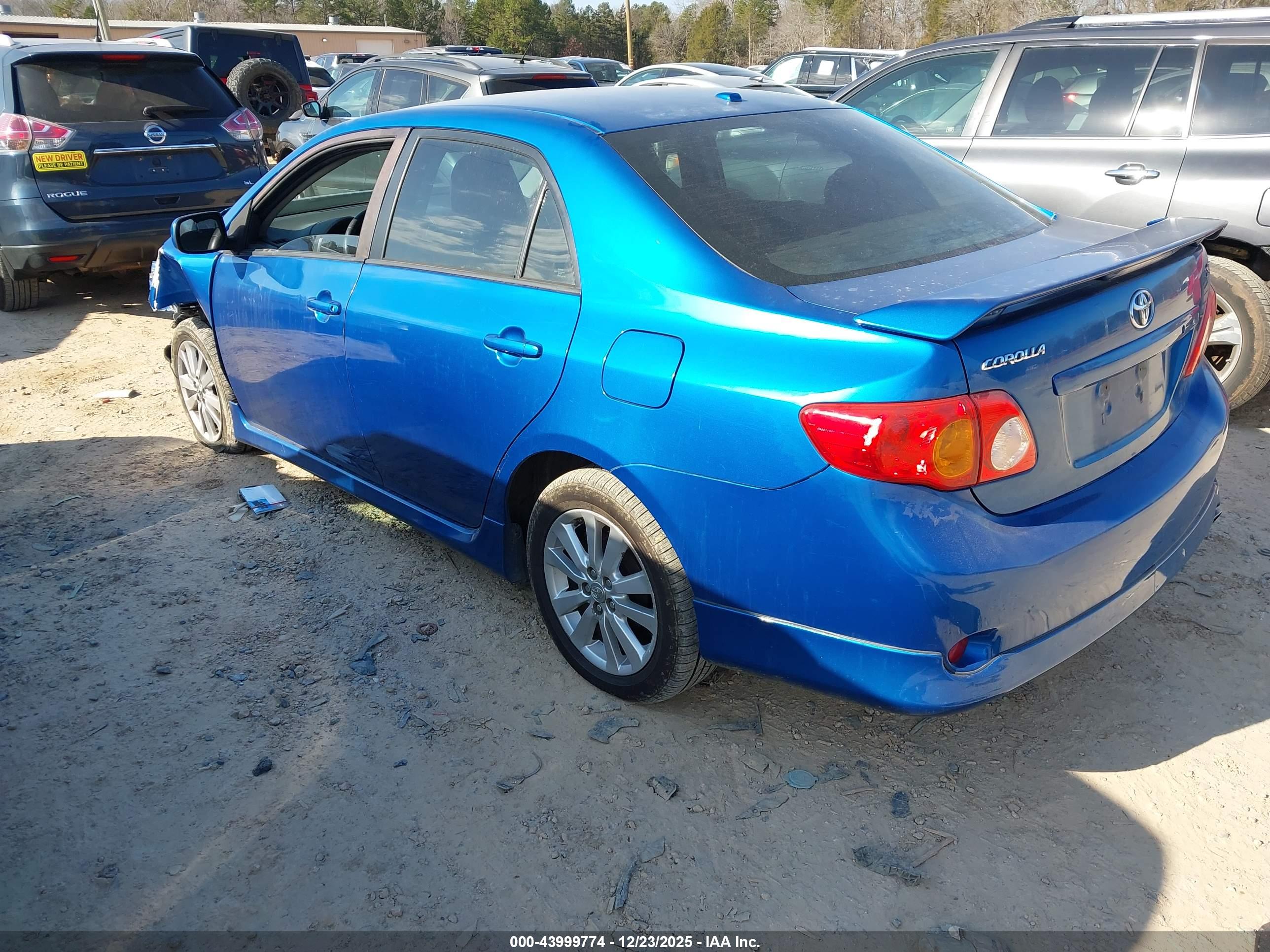 TOYOTA COROLLA image 3
