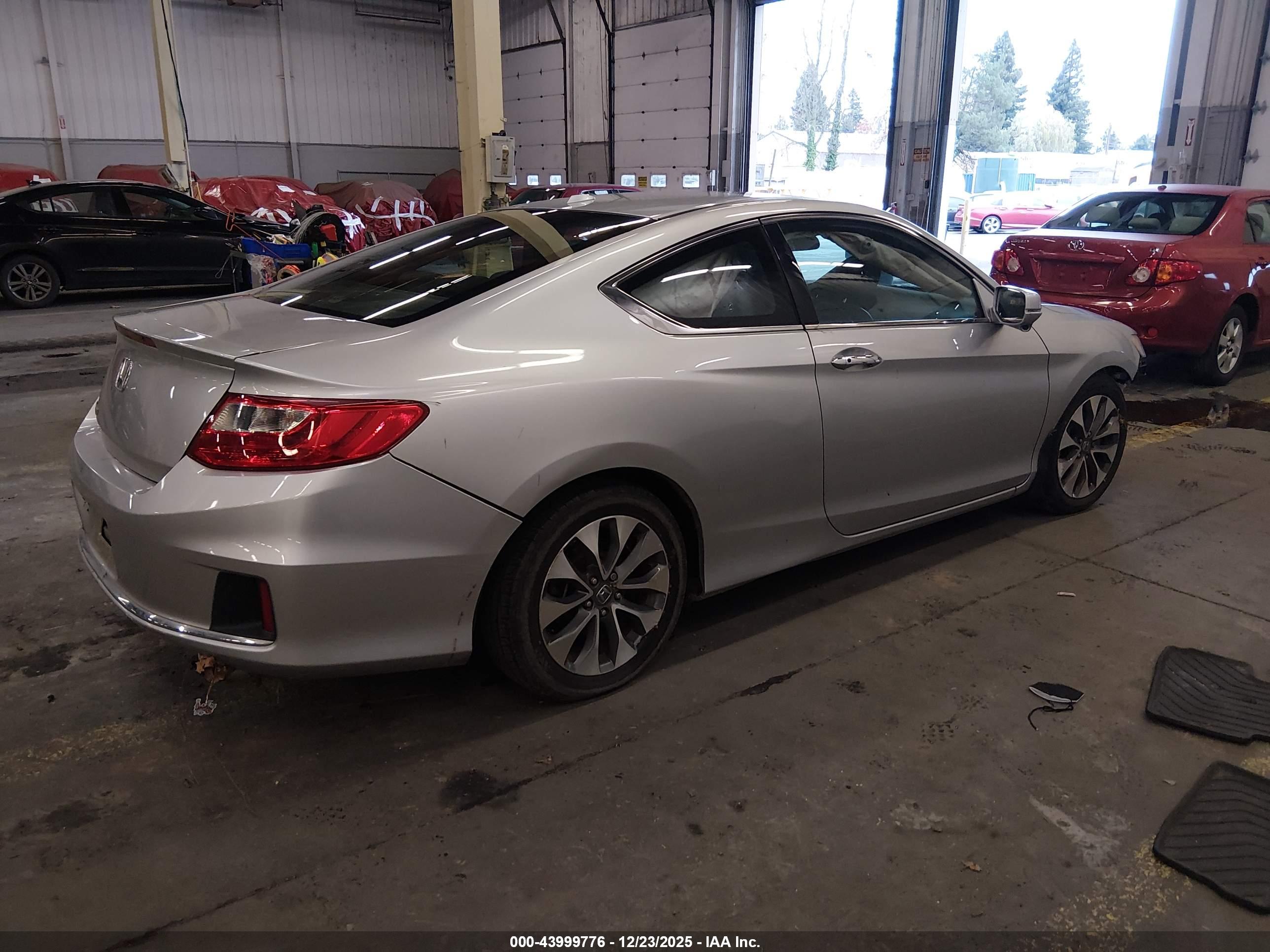 HONDA ACCORD image 4