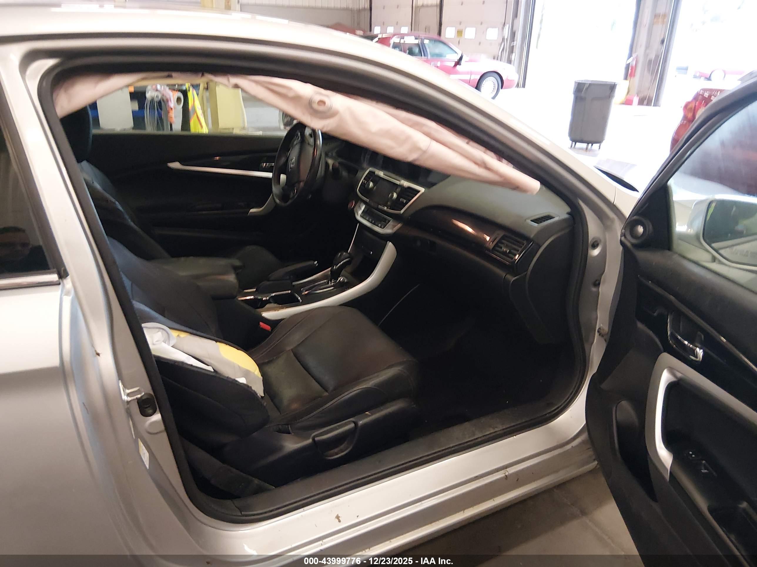 HONDA ACCORD image 5