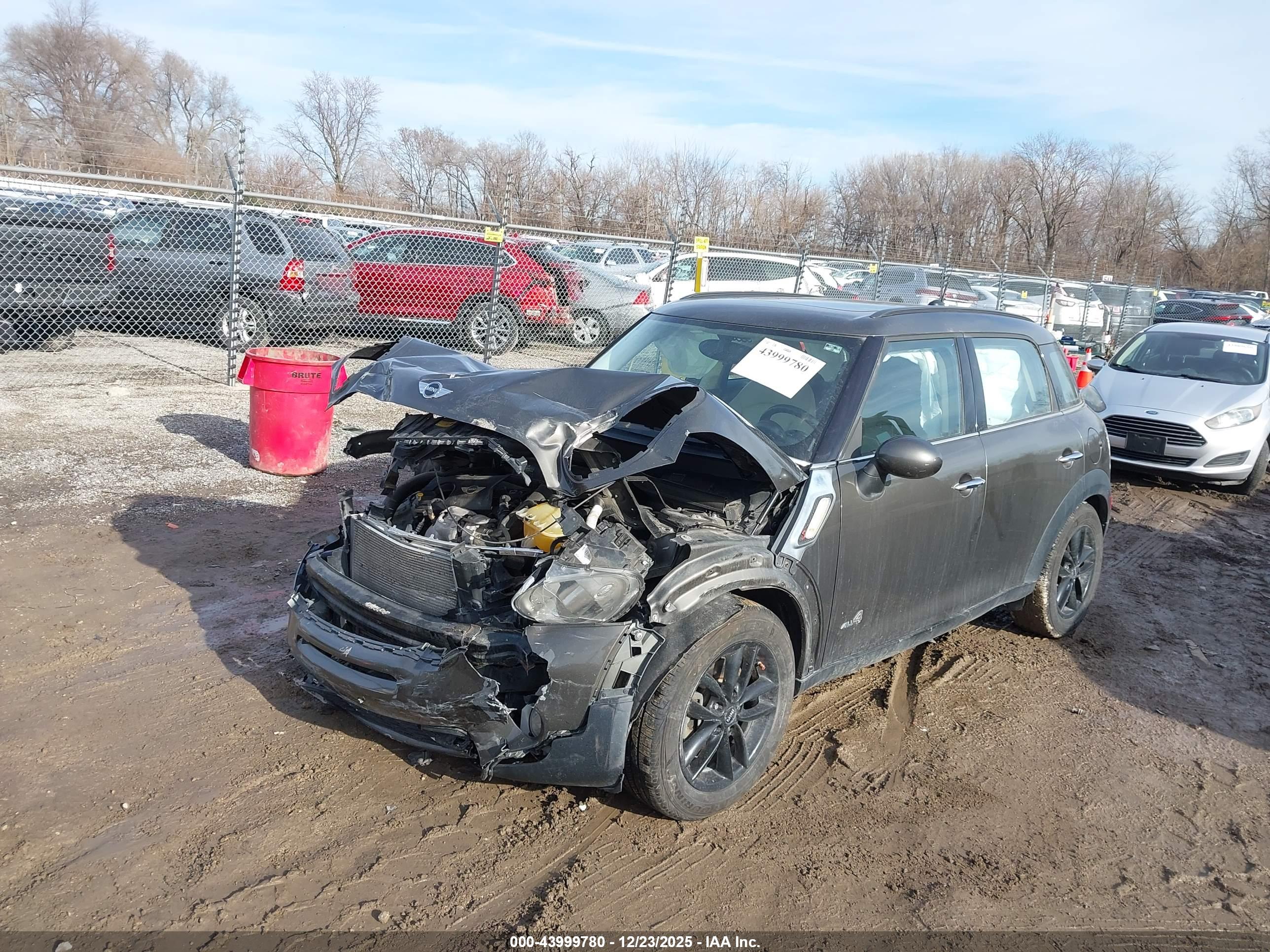 MINI COOPER image 2