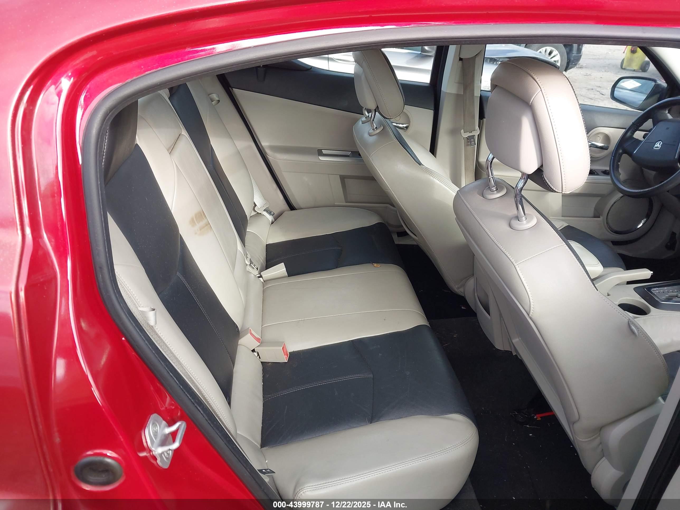 DODGE AVENGER image 8
