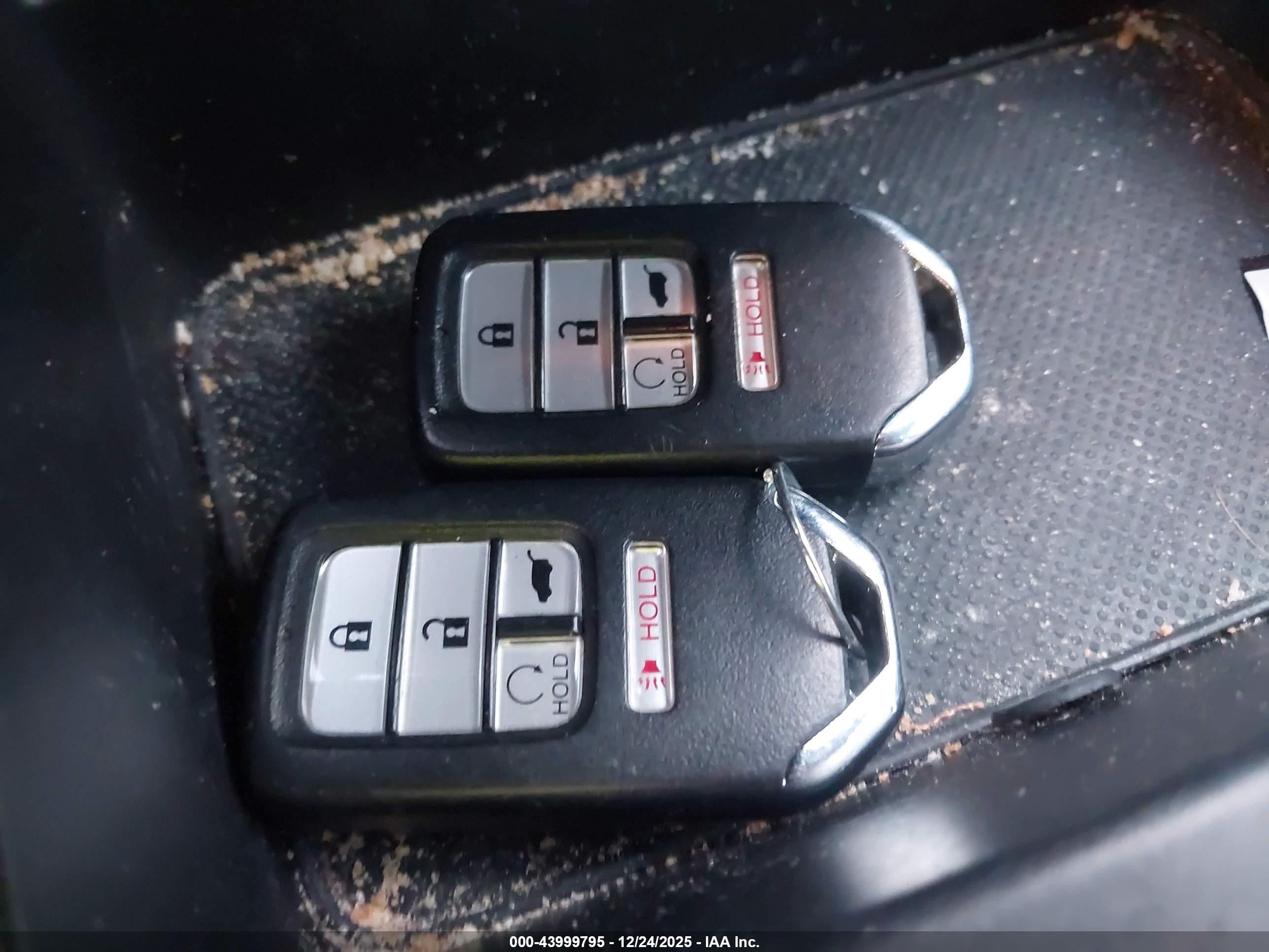 HONDA CR-V image 11