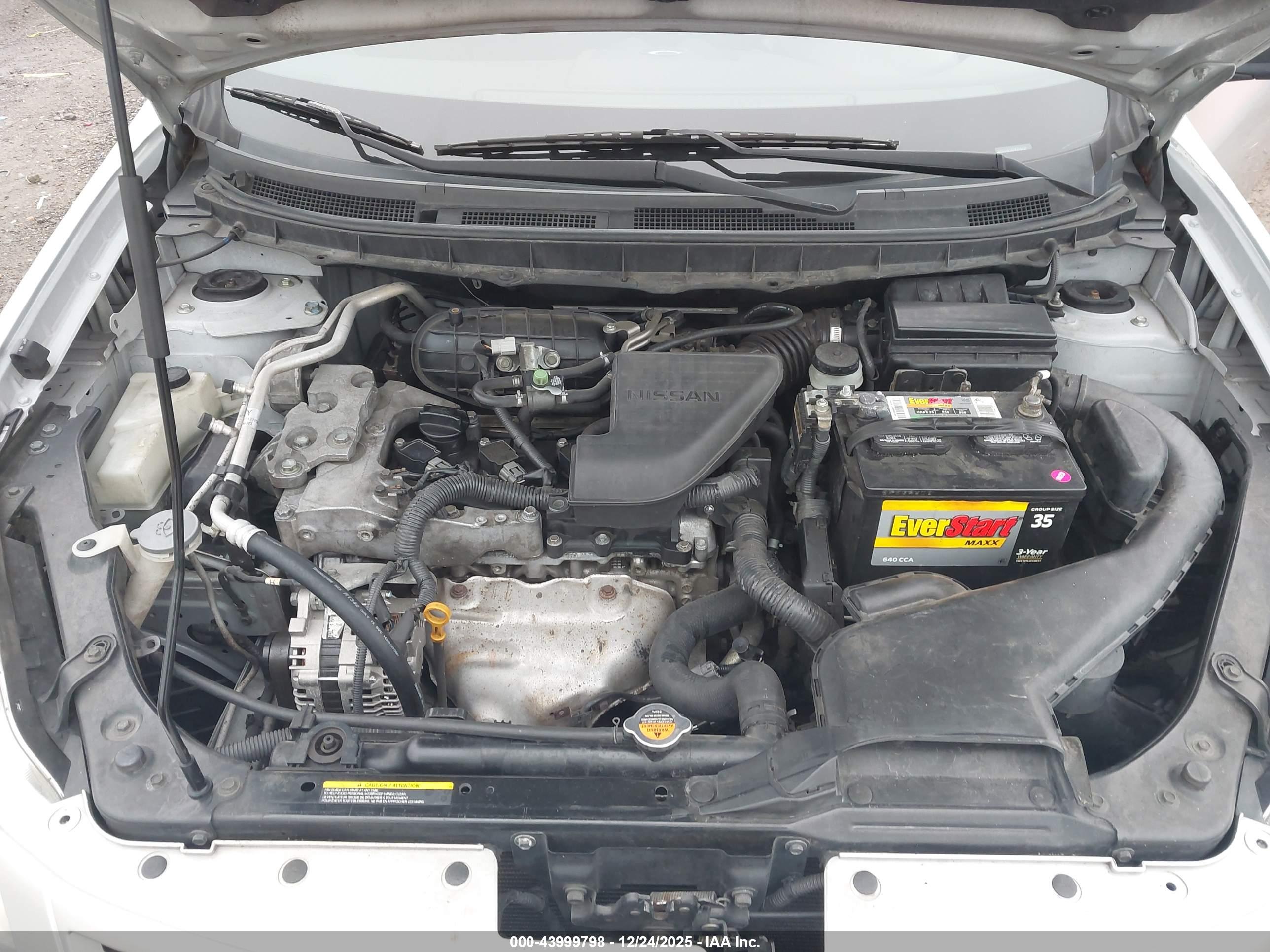 NISSAN ROGUE image 10