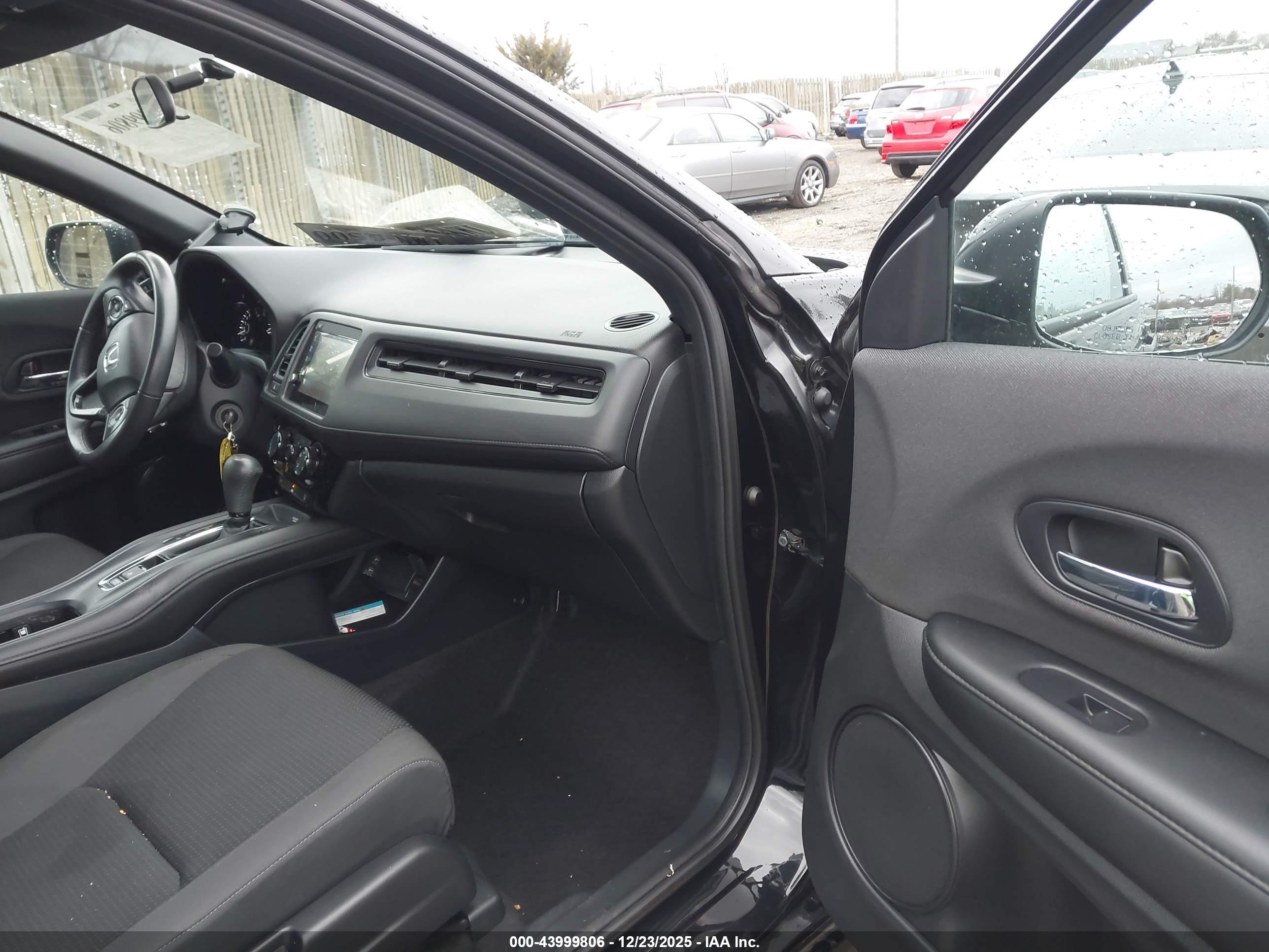 HONDA HR-V image 5