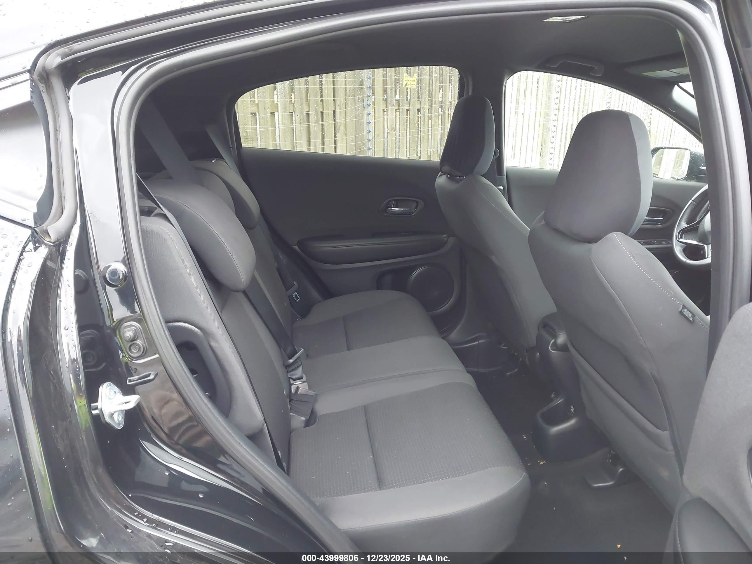 HONDA HR-V image 8