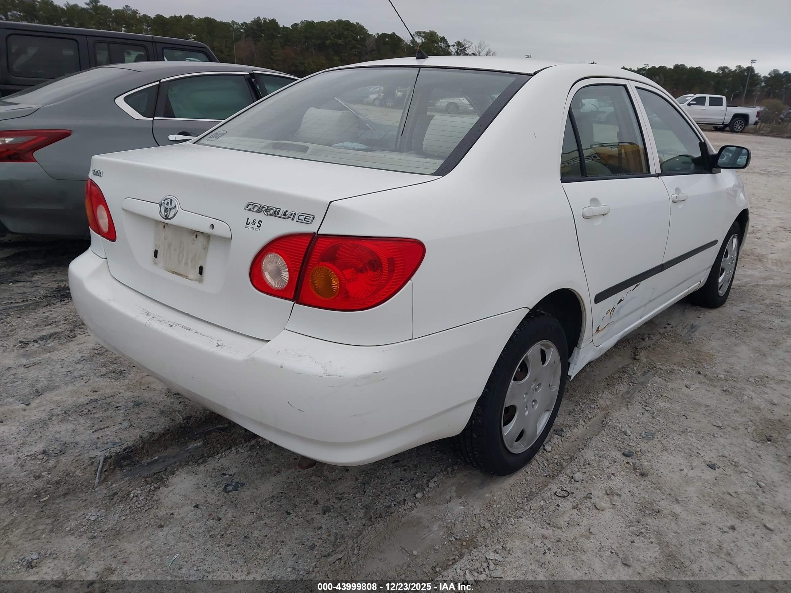 TOYOTA COROLLA image 4