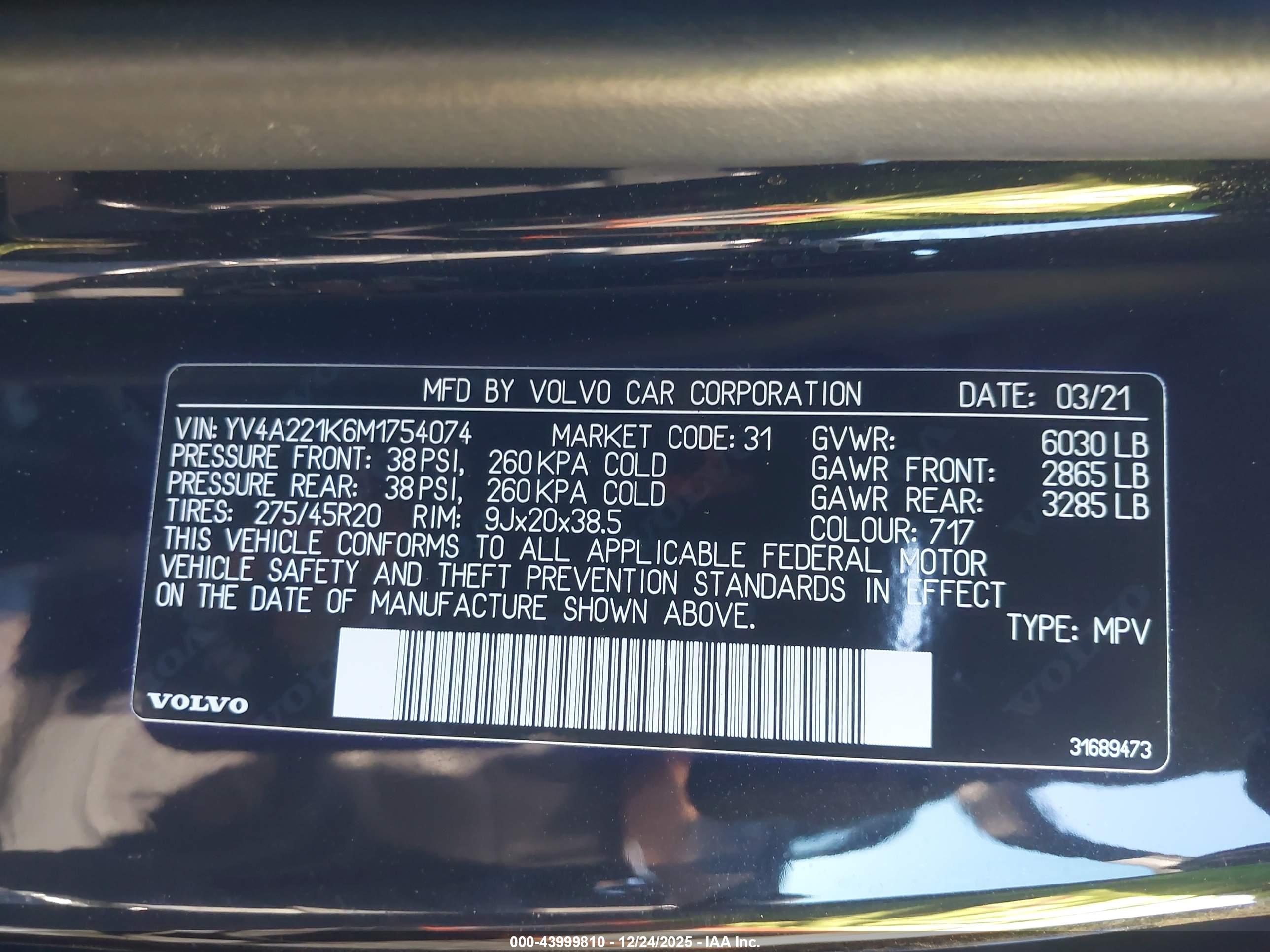VOLVO XC90 image 9