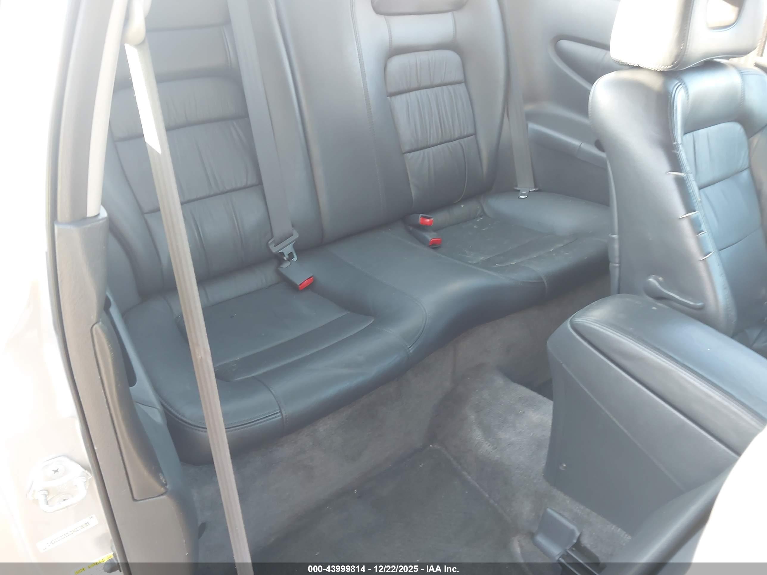 HONDA ACCORD image 8