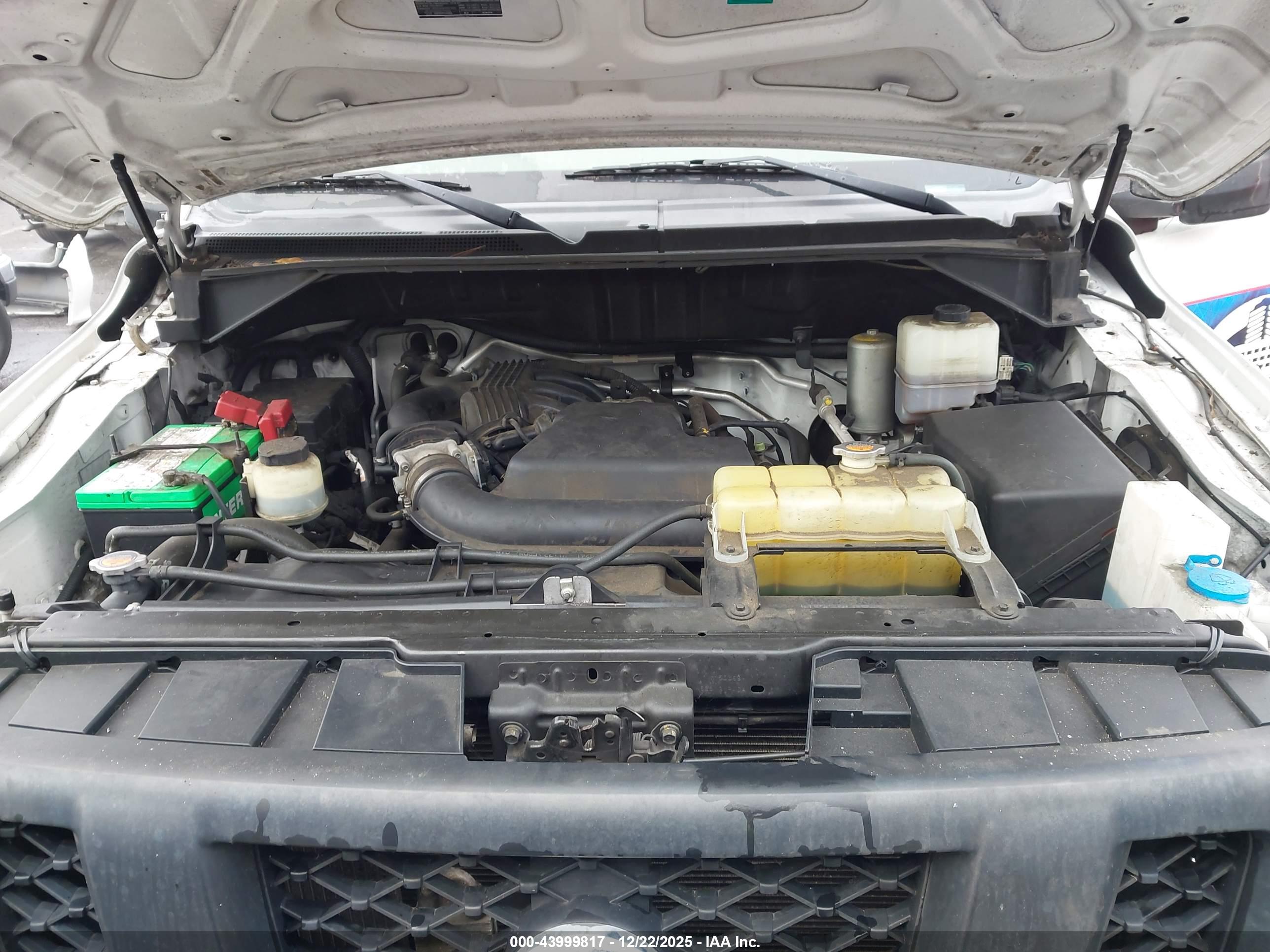 NISSAN NV image 10