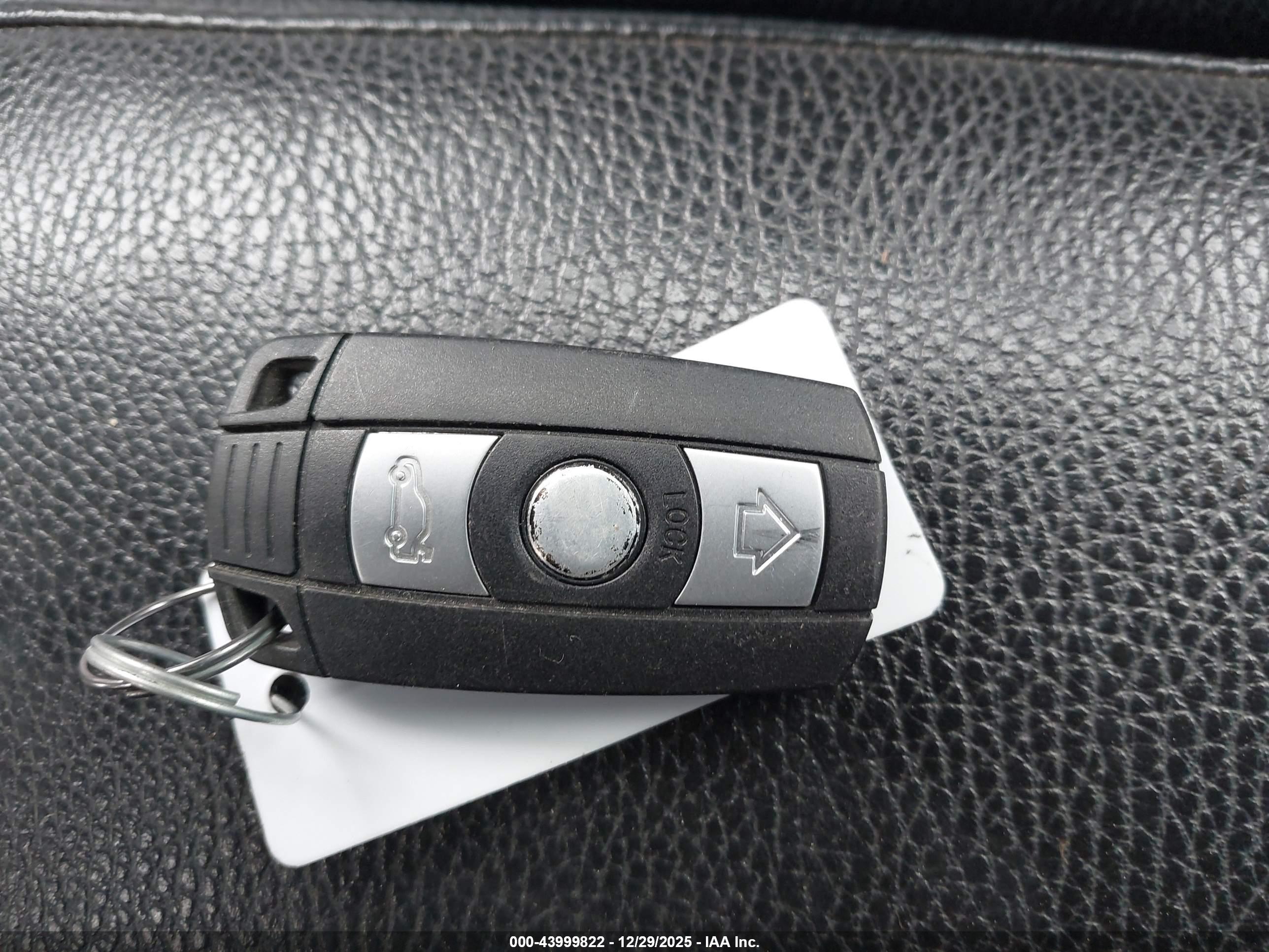 BMW 328I image 11
