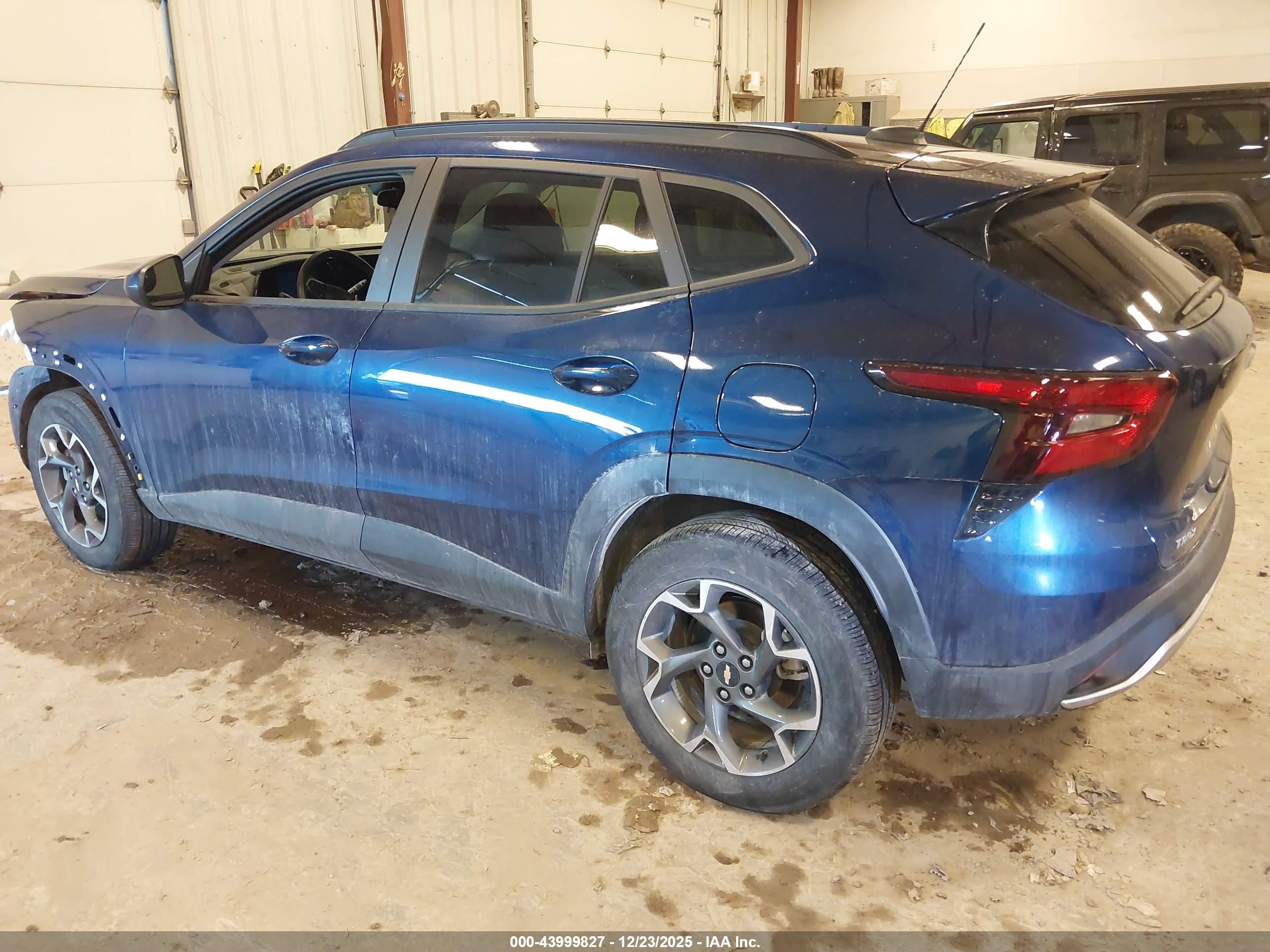CHEVROLET TRAX image 3