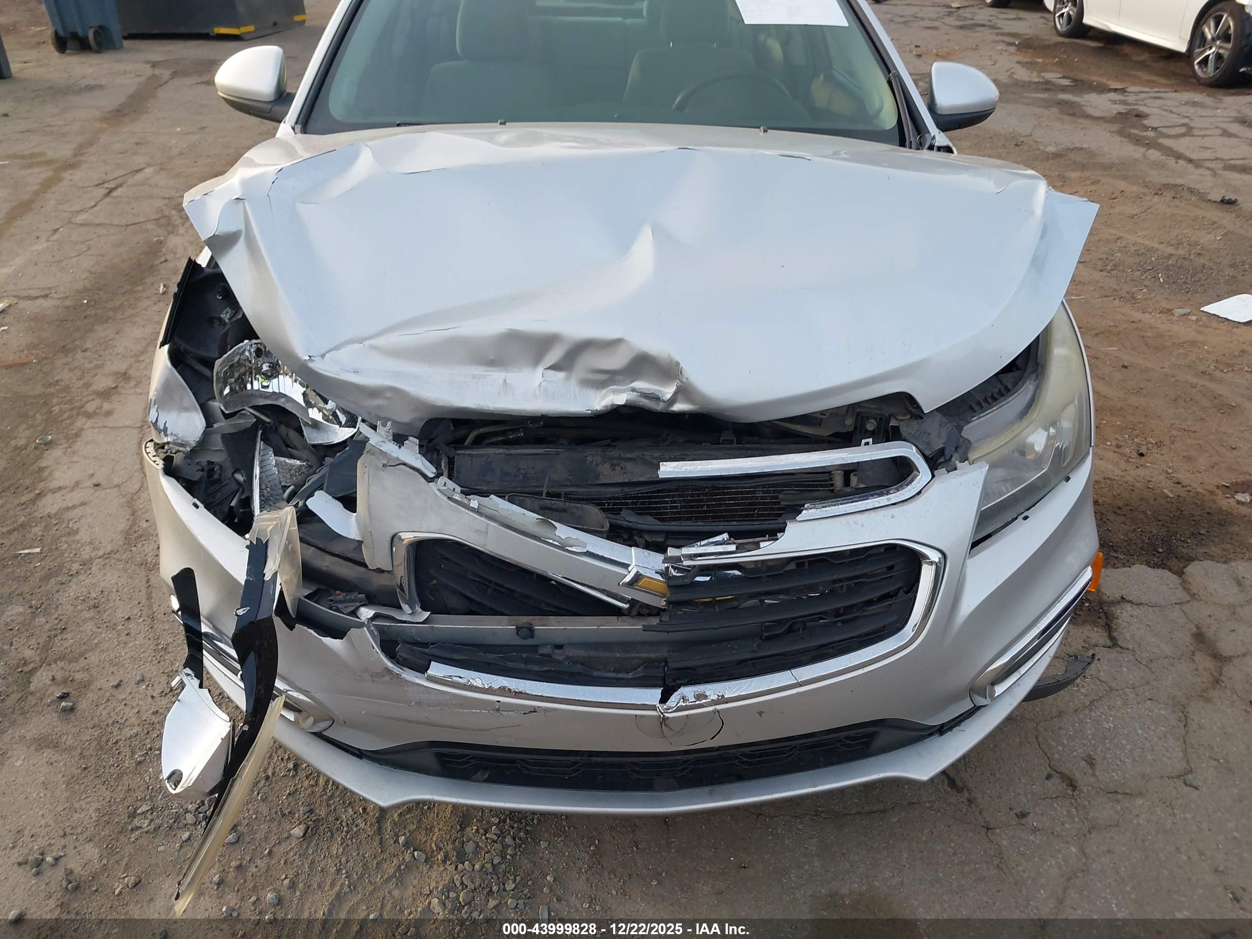 CHEVROLET CRUZE image 6
