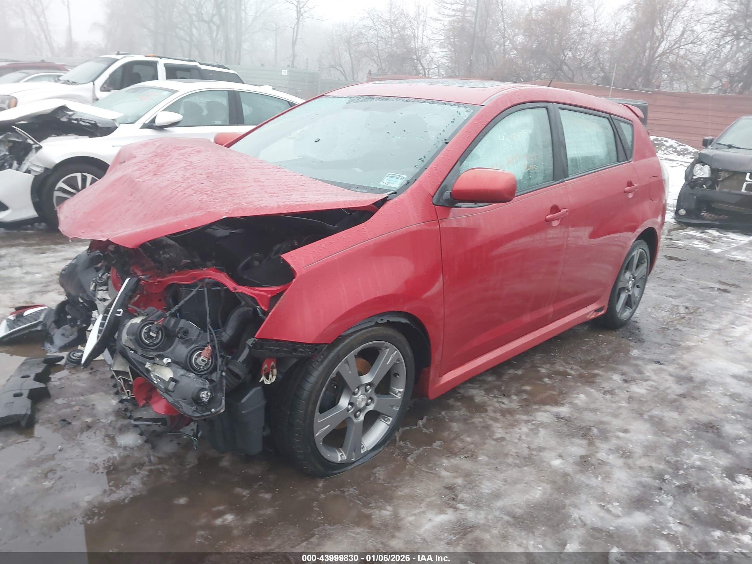 PONTIAC VIBE image 2