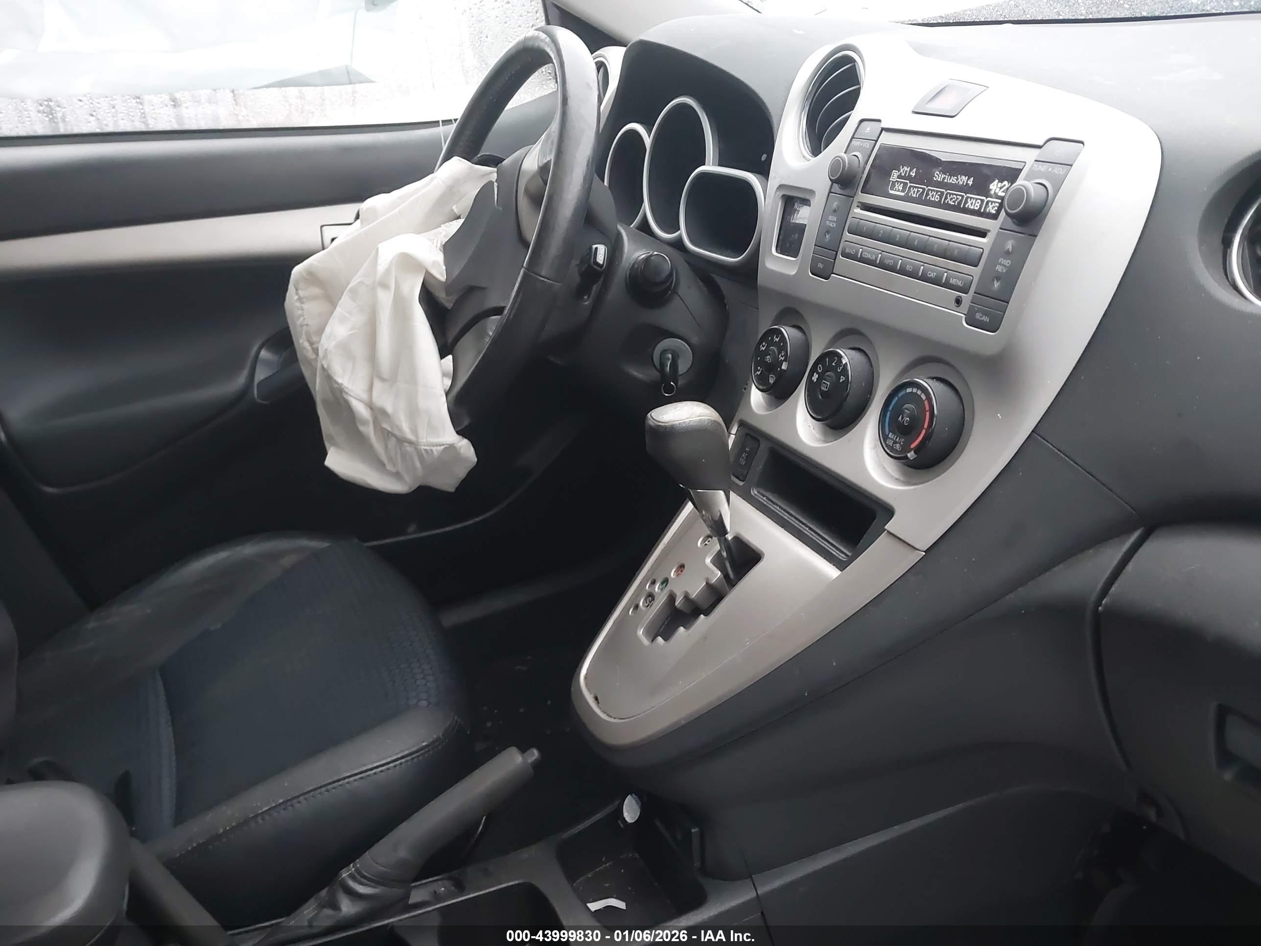 PONTIAC VIBE image 5