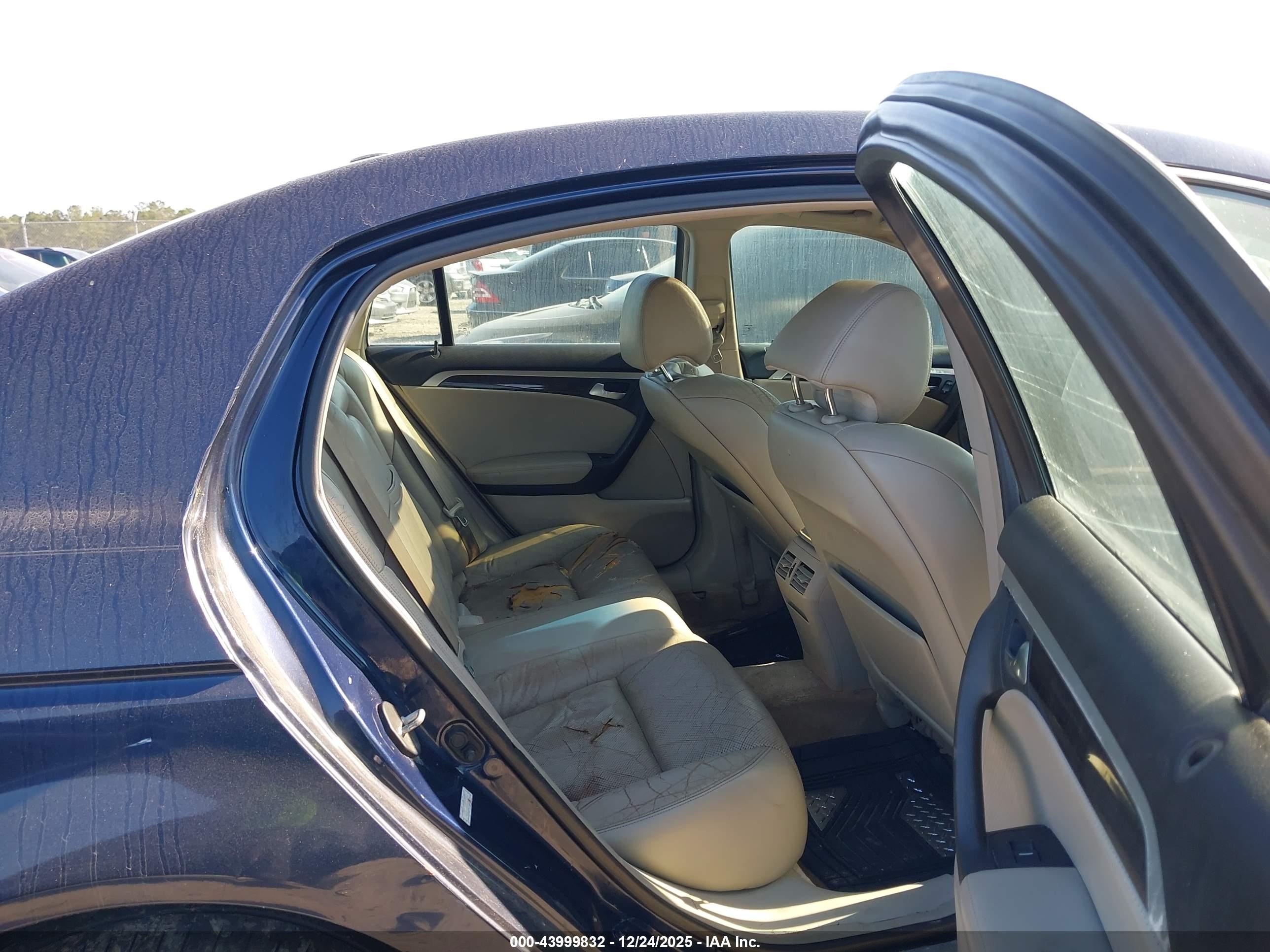 ACURA TL image 8