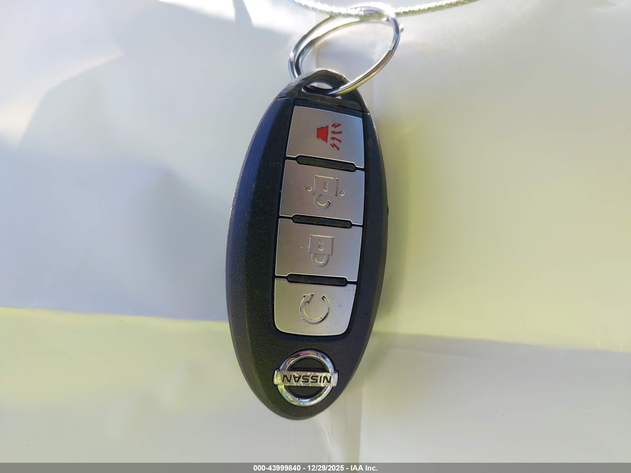 NISSAN PATHFINDER image 11
