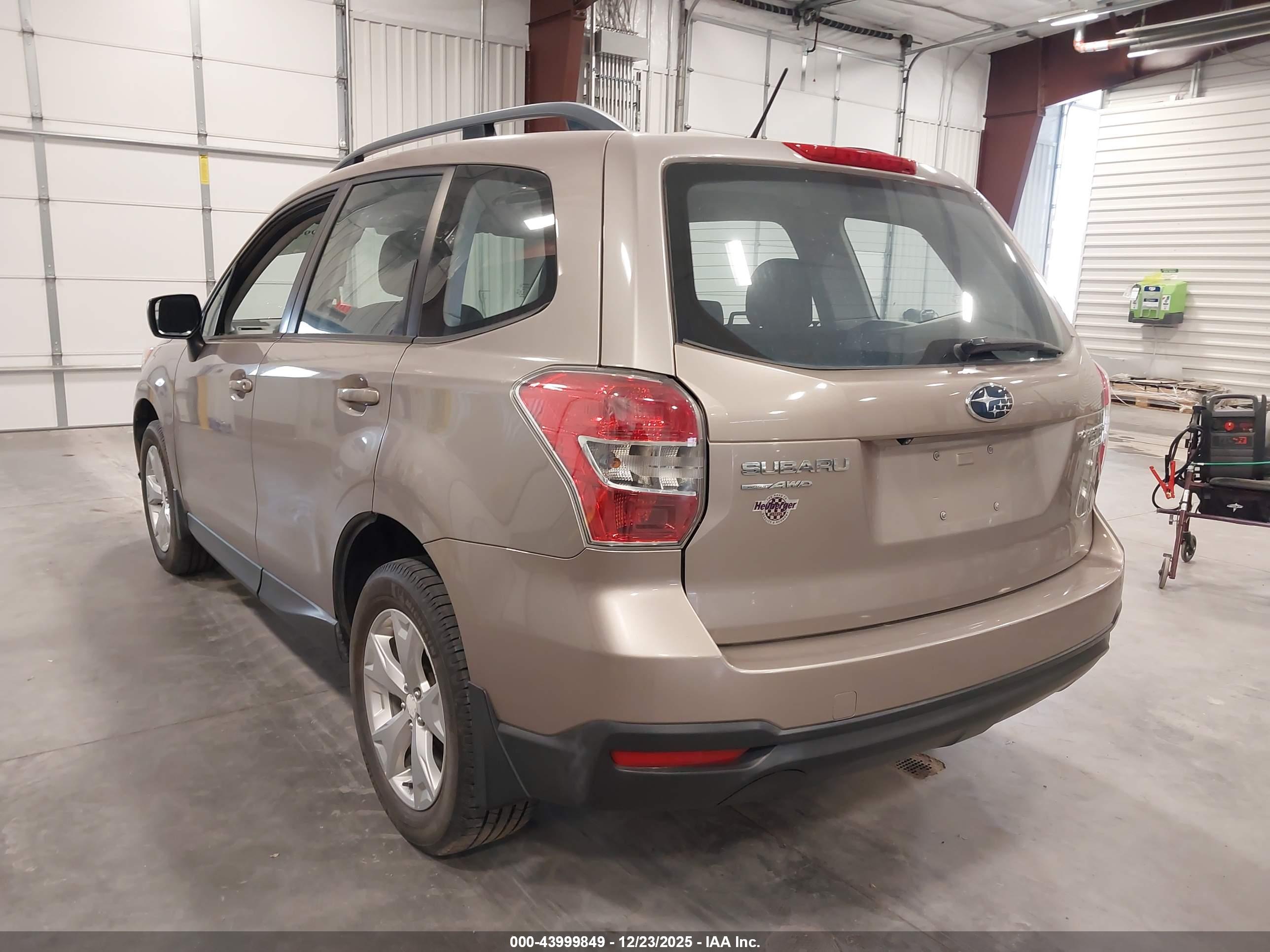 SUBARU FORESTER image 3