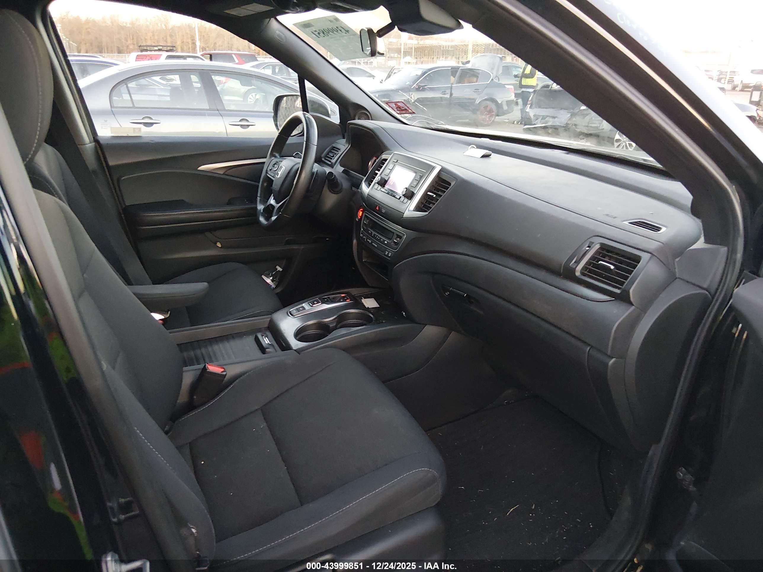 HONDA PASSPORT image 5