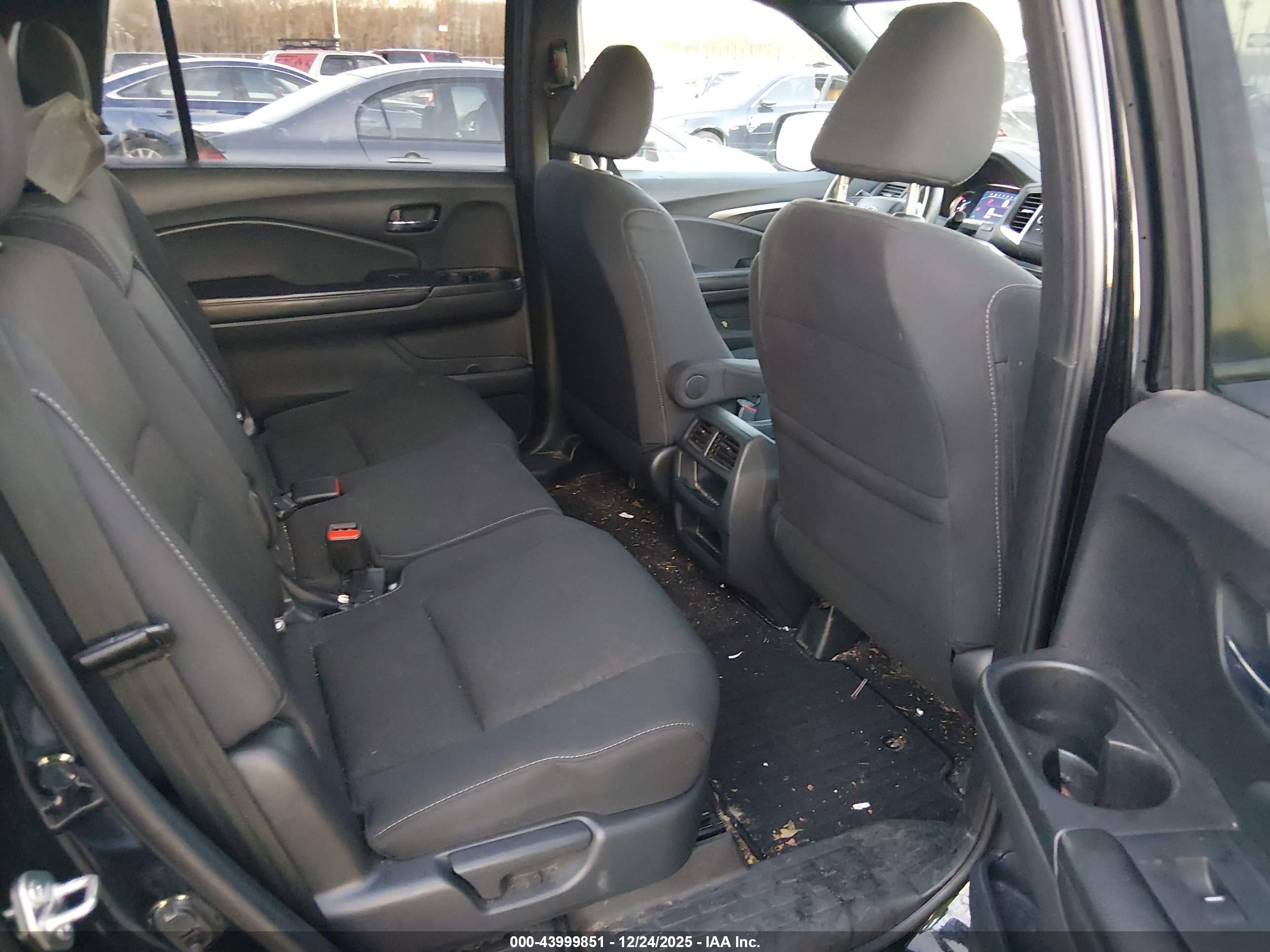 HONDA PASSPORT image 8