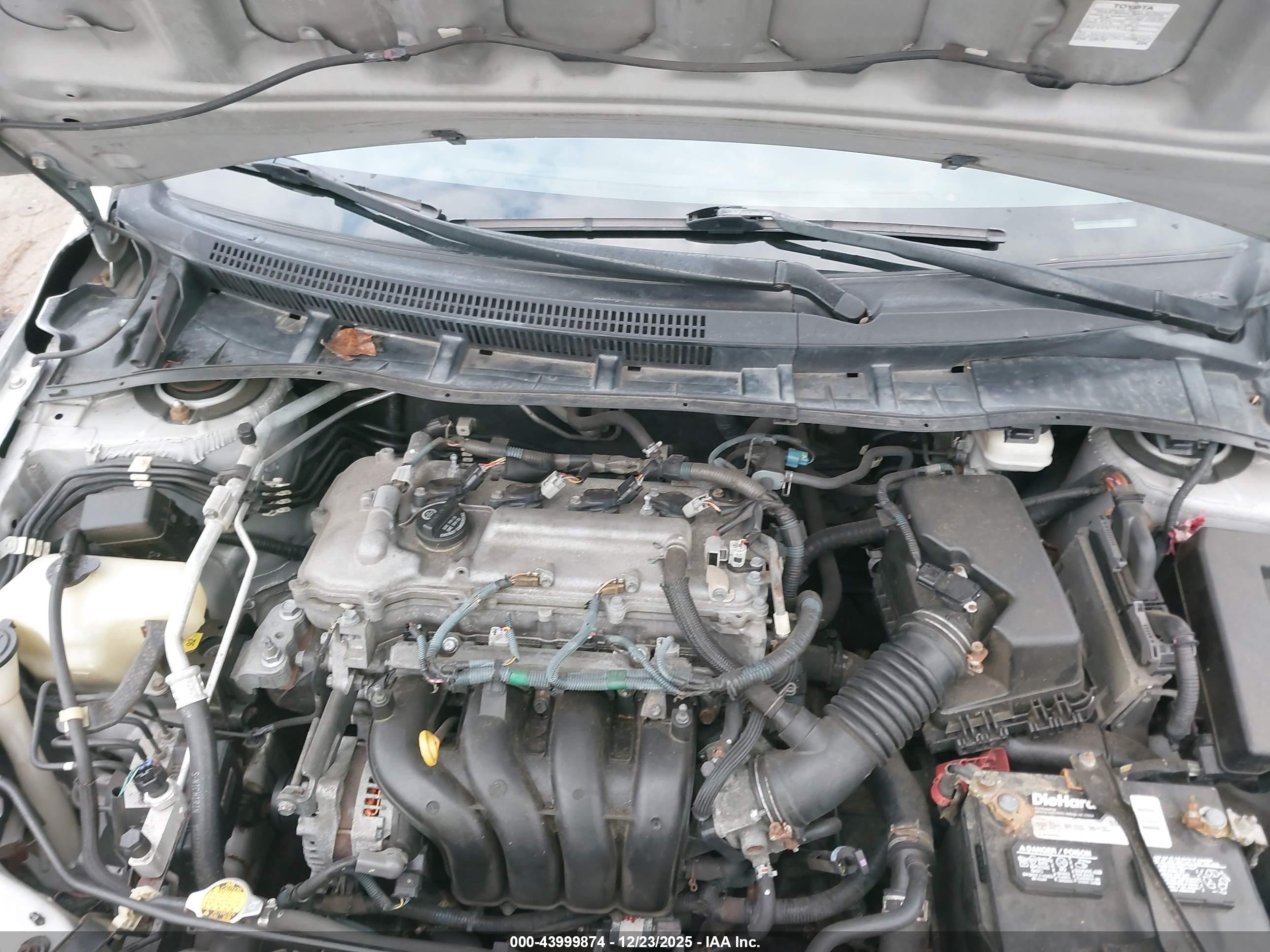 TOYOTA COROLLA image 10