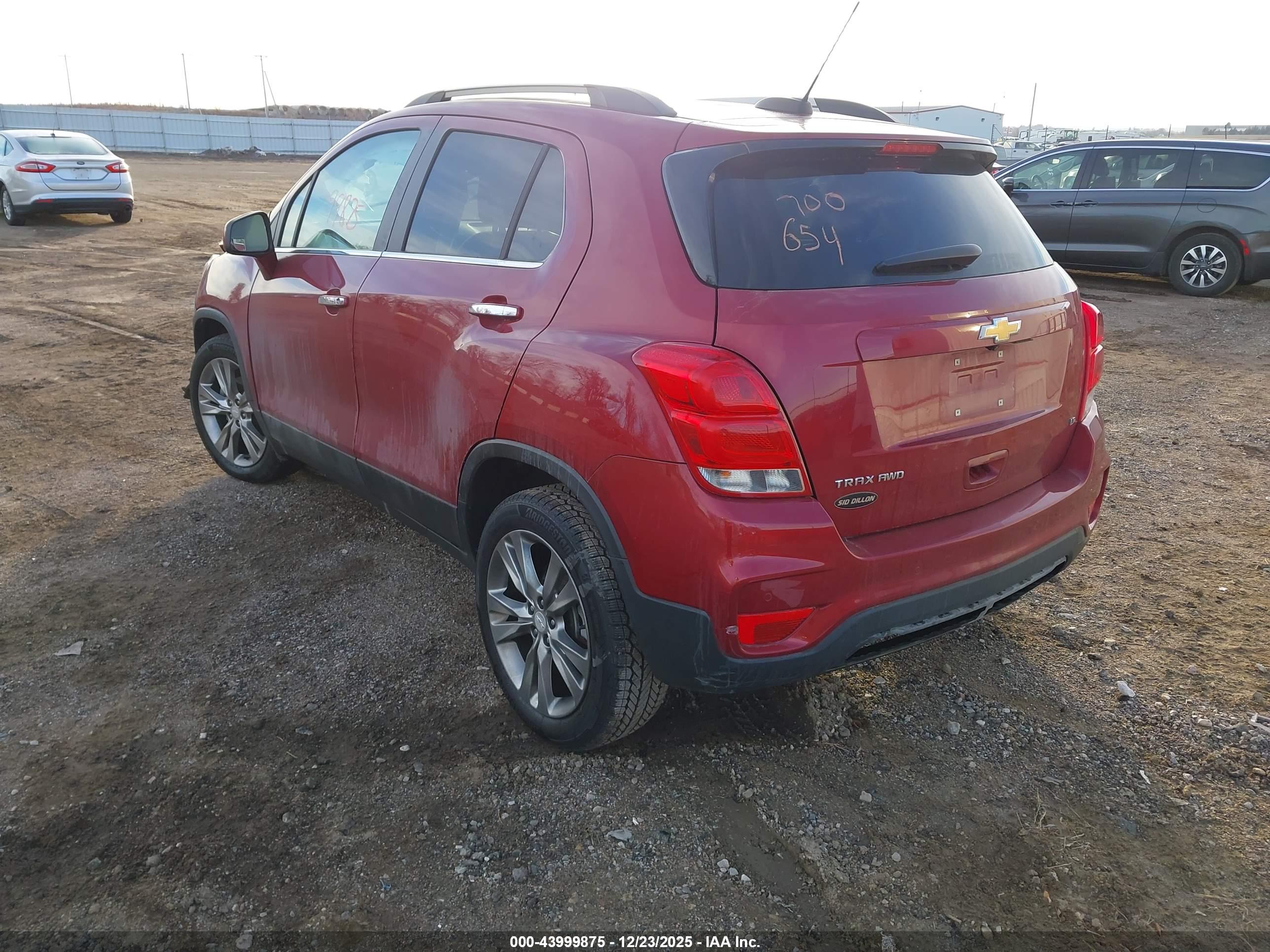 CHEVROLET TRAX image 3