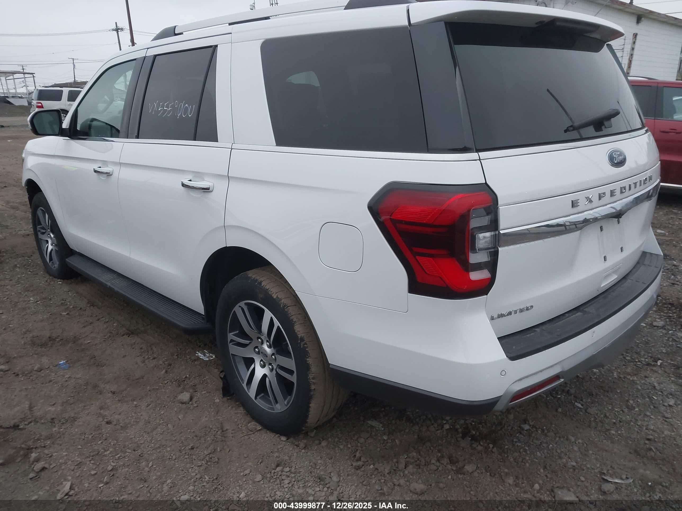 FORD EXPEDITION image 3