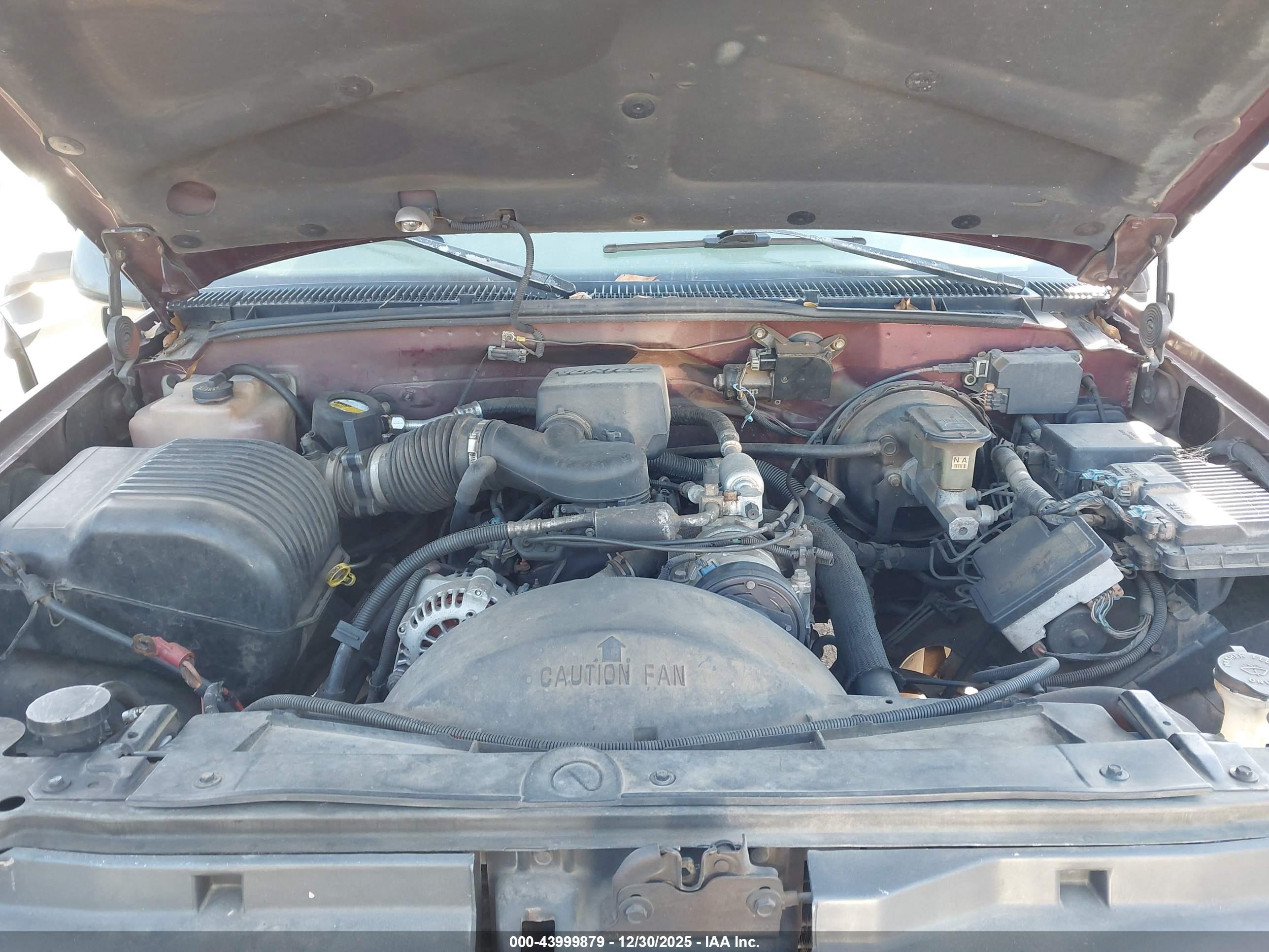 CHEVROLET C1500 image 10