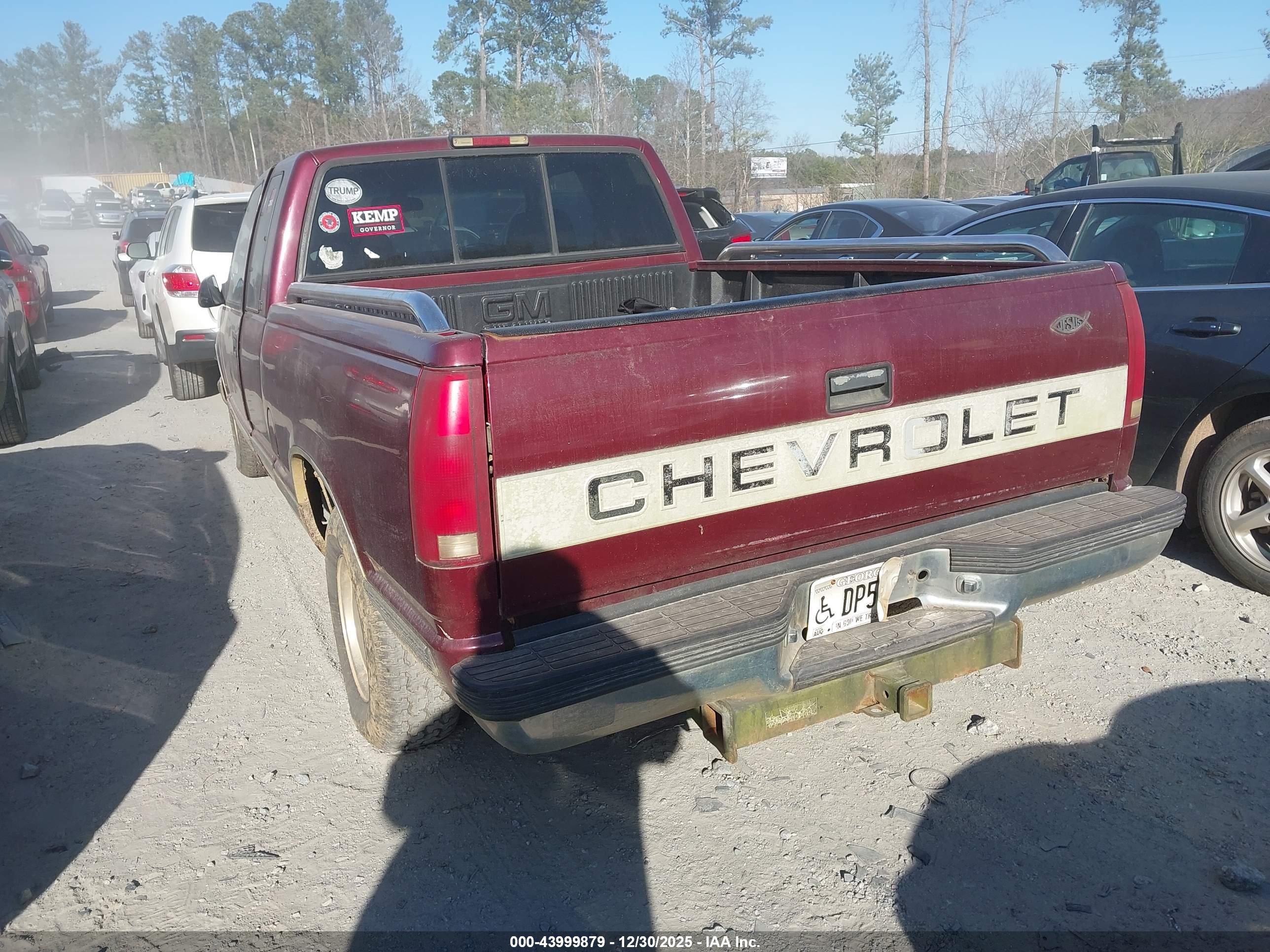 CHEVROLET C1500 image 3