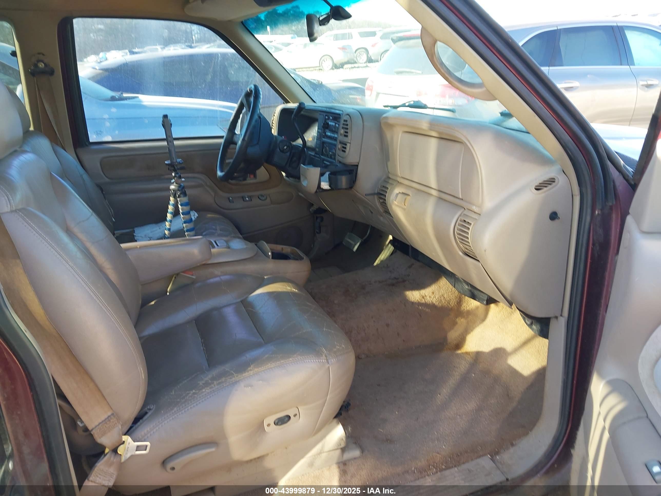 CHEVROLET C1500 image 5