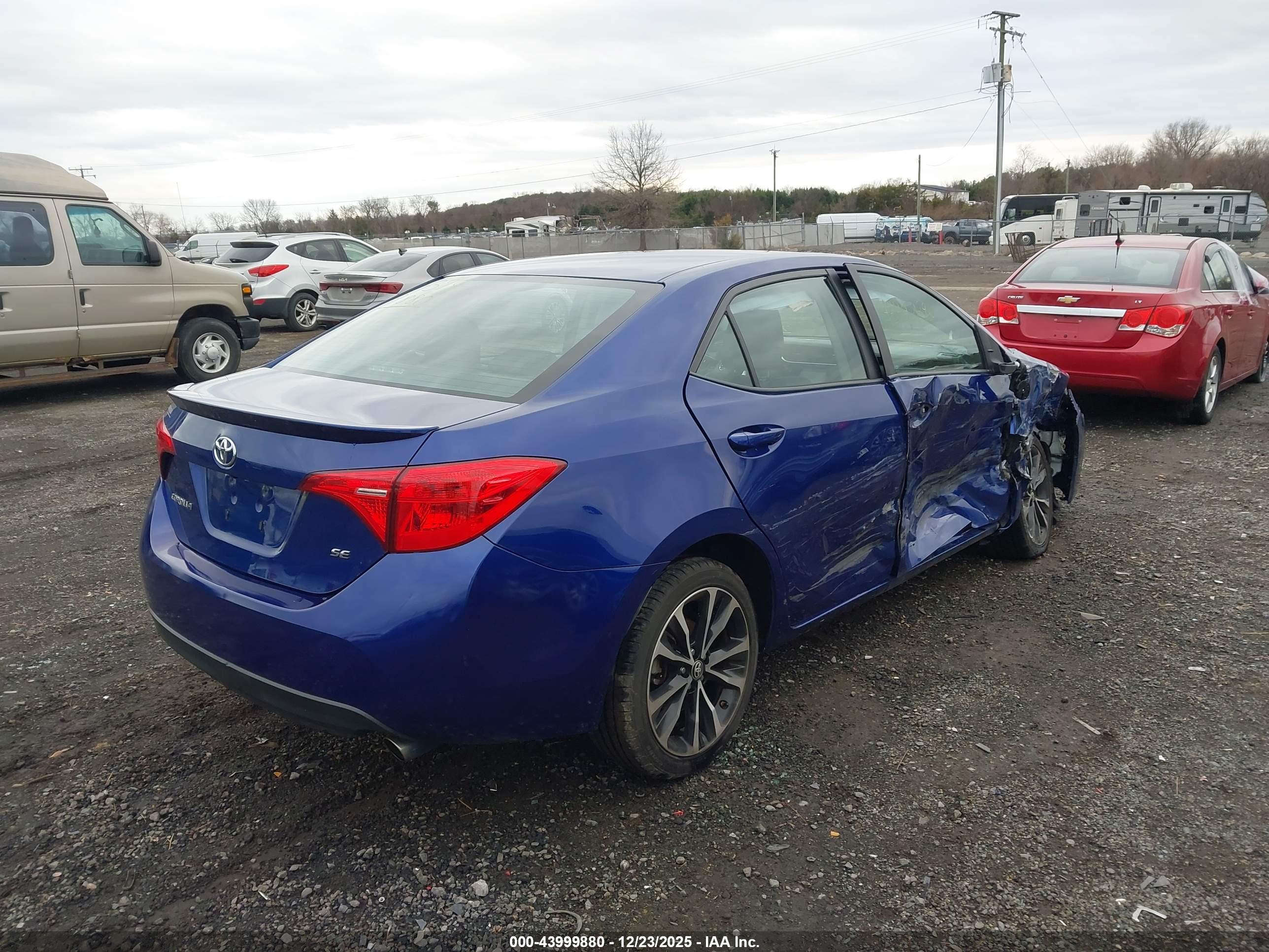 TOYOTA COROLLA image 4
