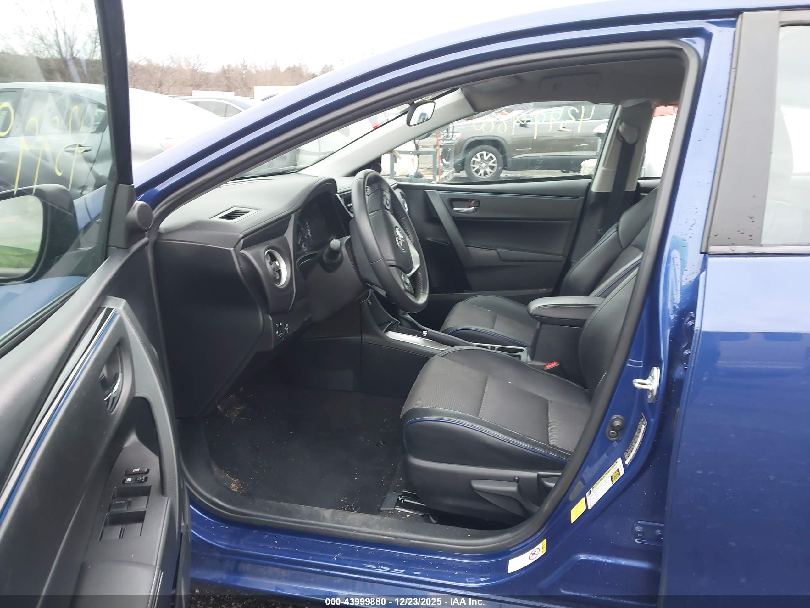 TOYOTA COROLLA image 5