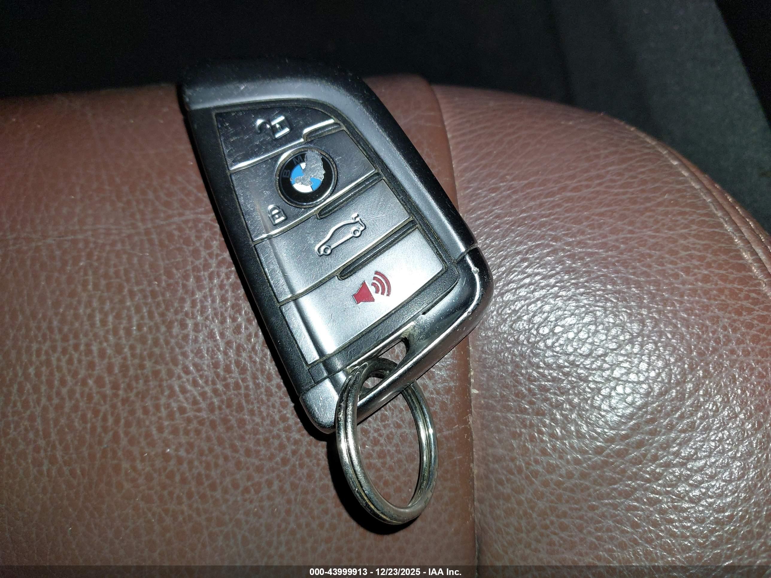 BMW X5 image 11