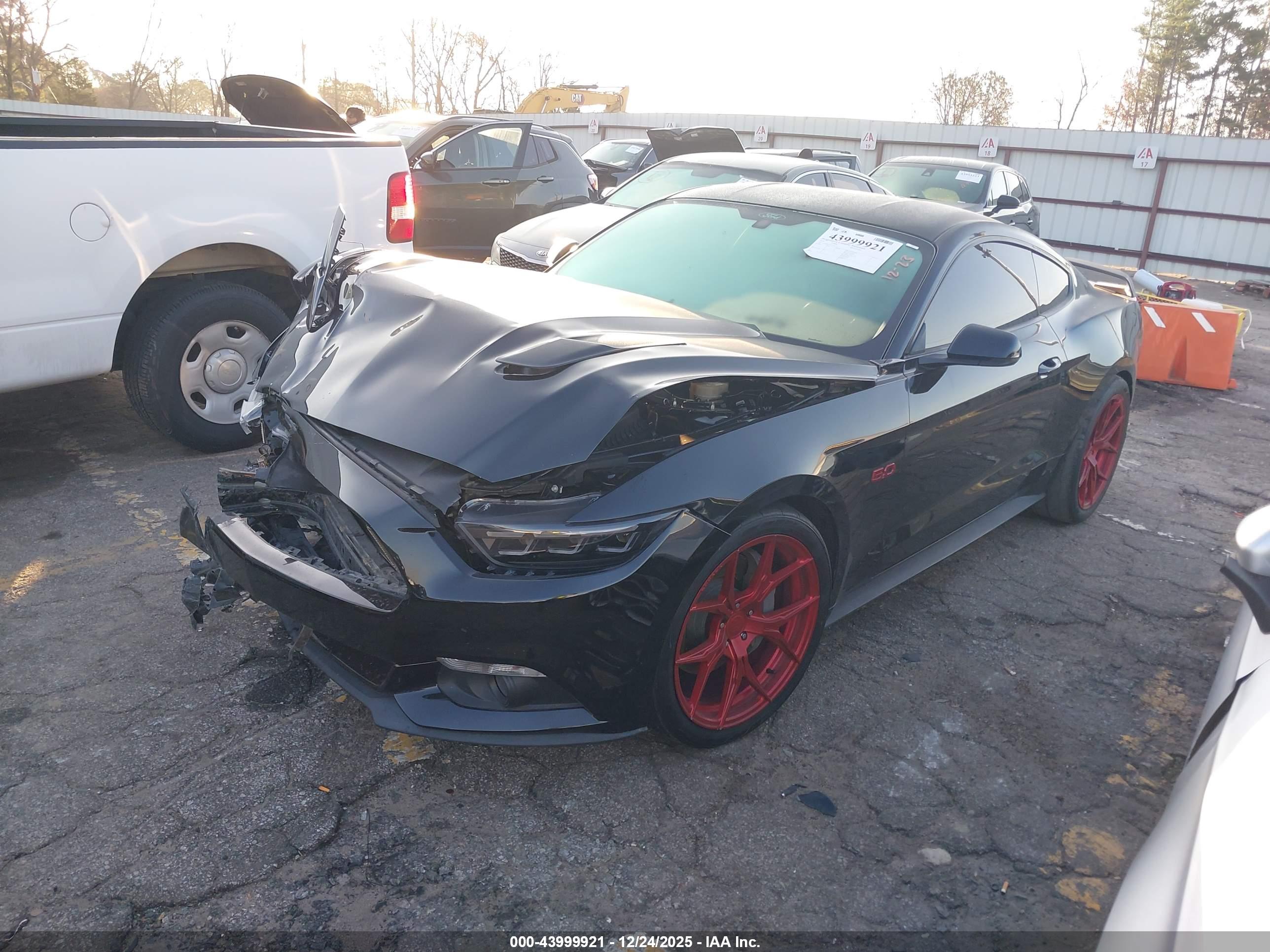 FORD MUSTANG image 2