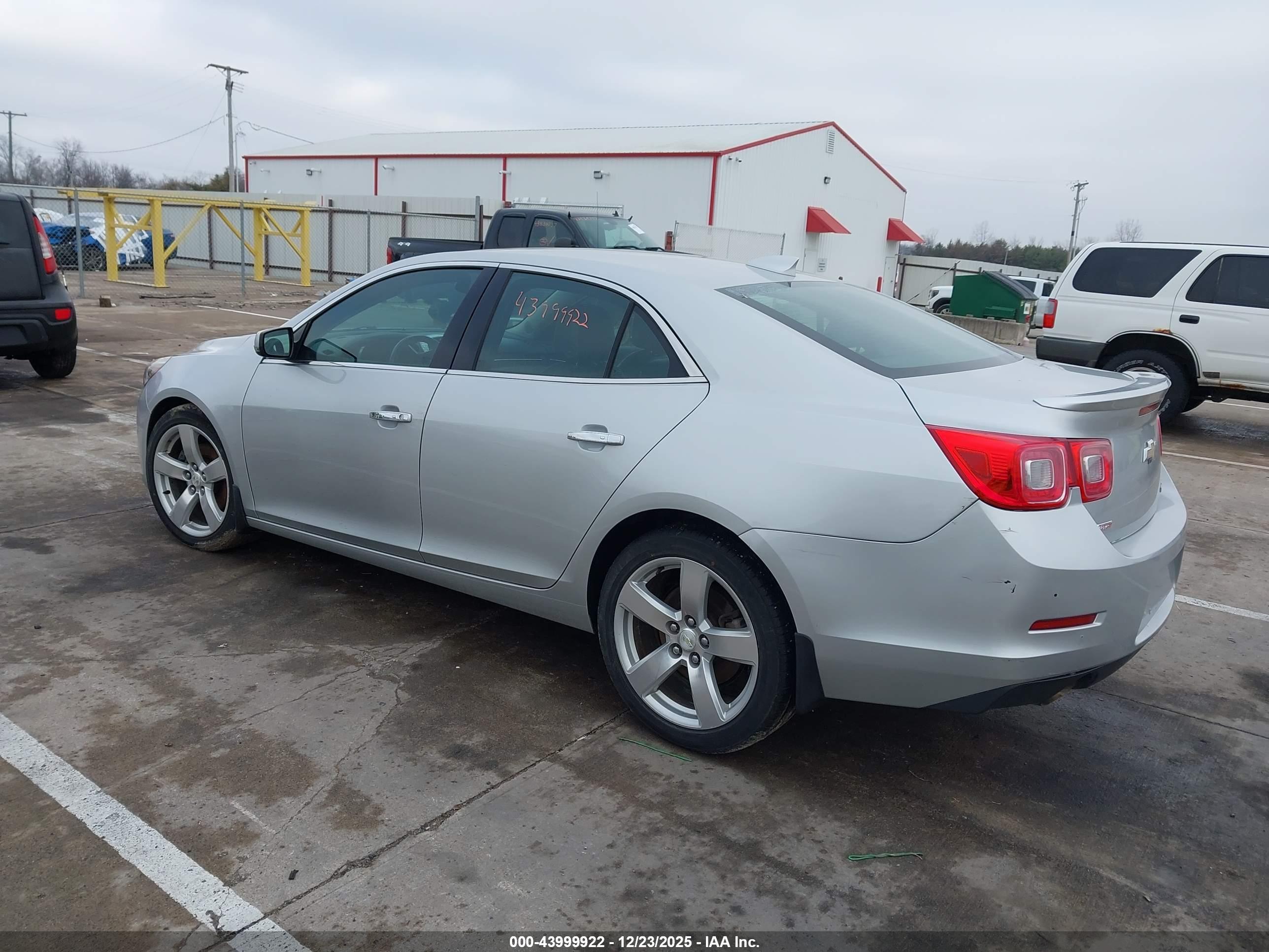 CHEVROLET MALIBU image 3