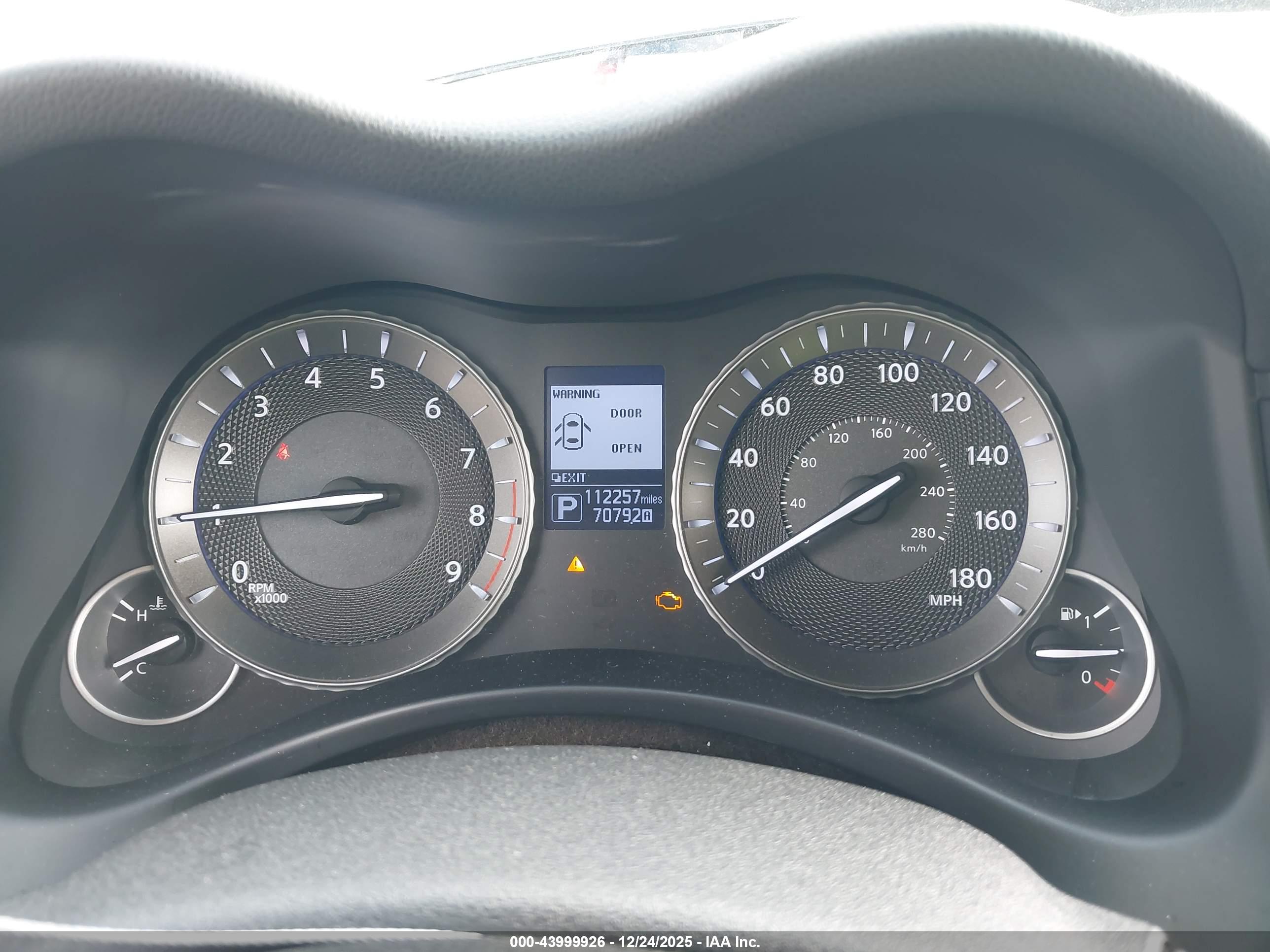 INFINITI Q70 image 7