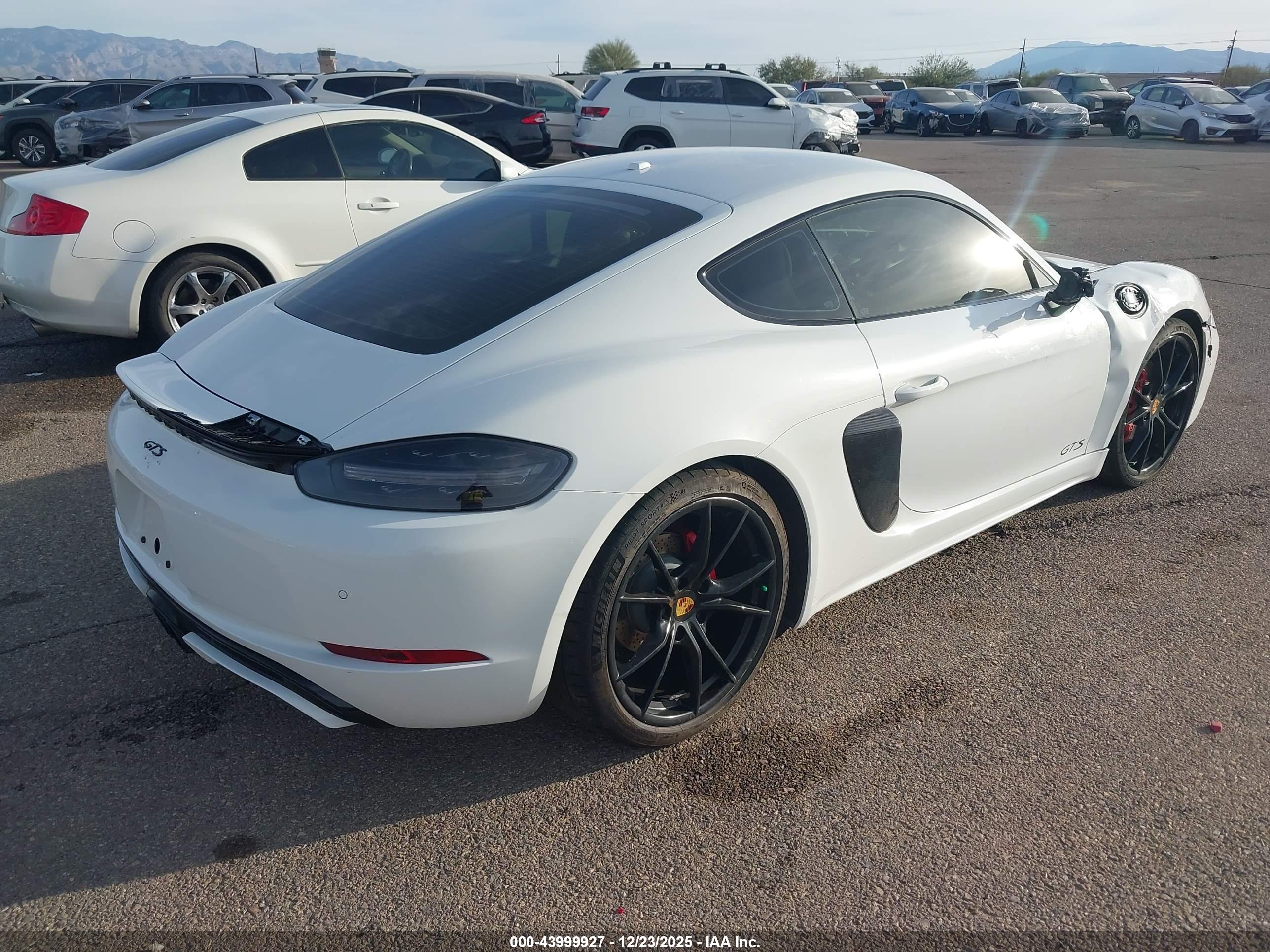 PORSCHE 718 image 4