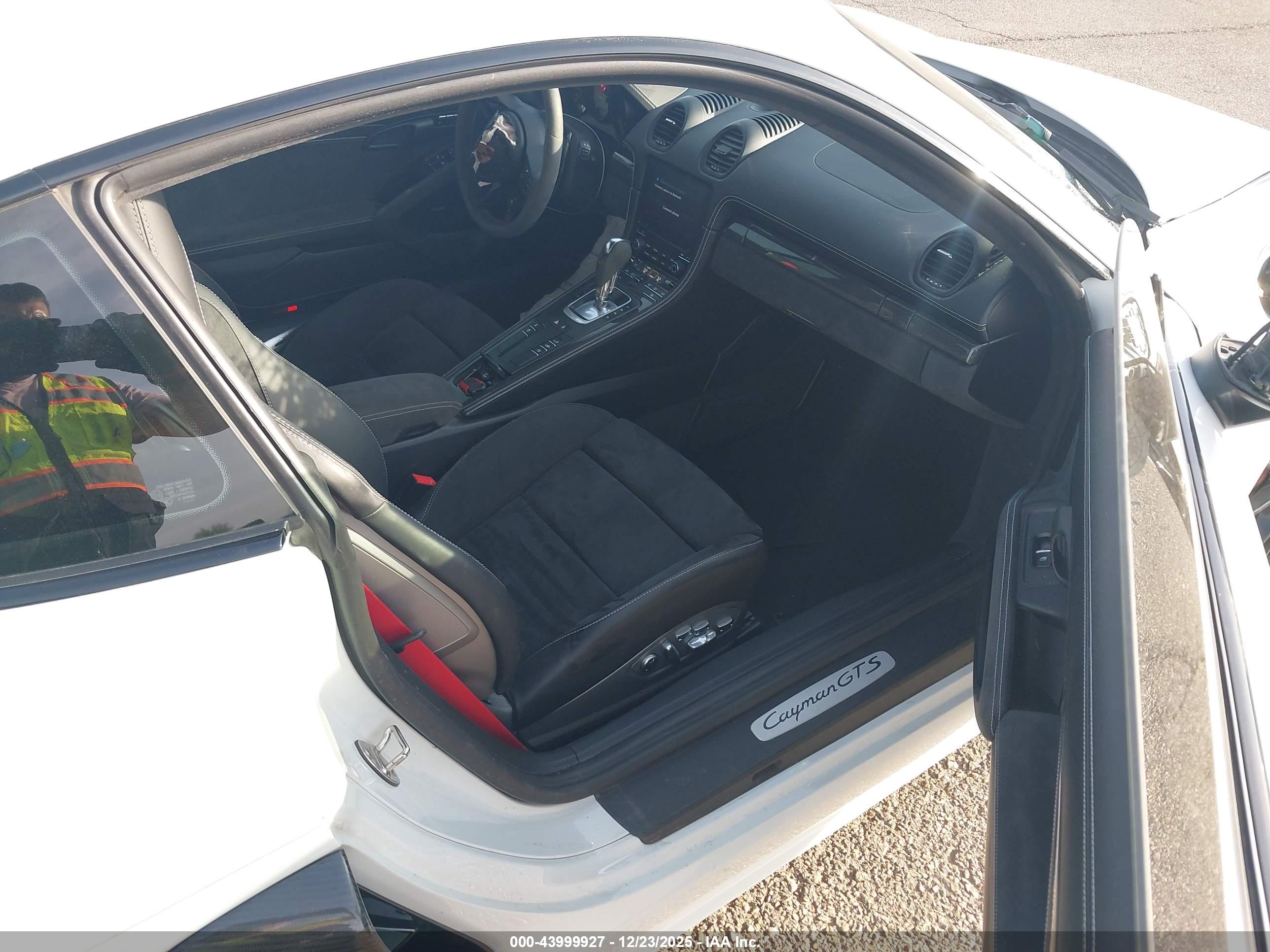 PORSCHE 718 image 5